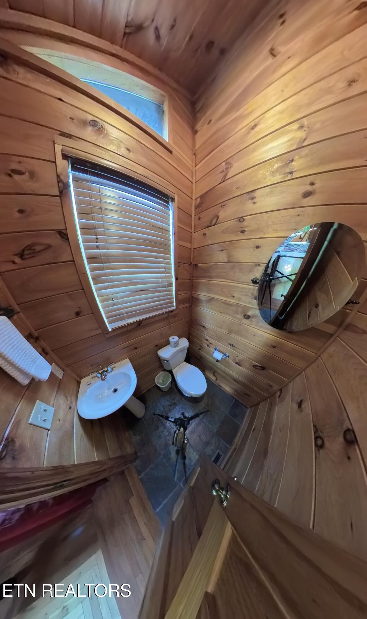 402 Laurel Avenue Gatlinburg TN 37738
