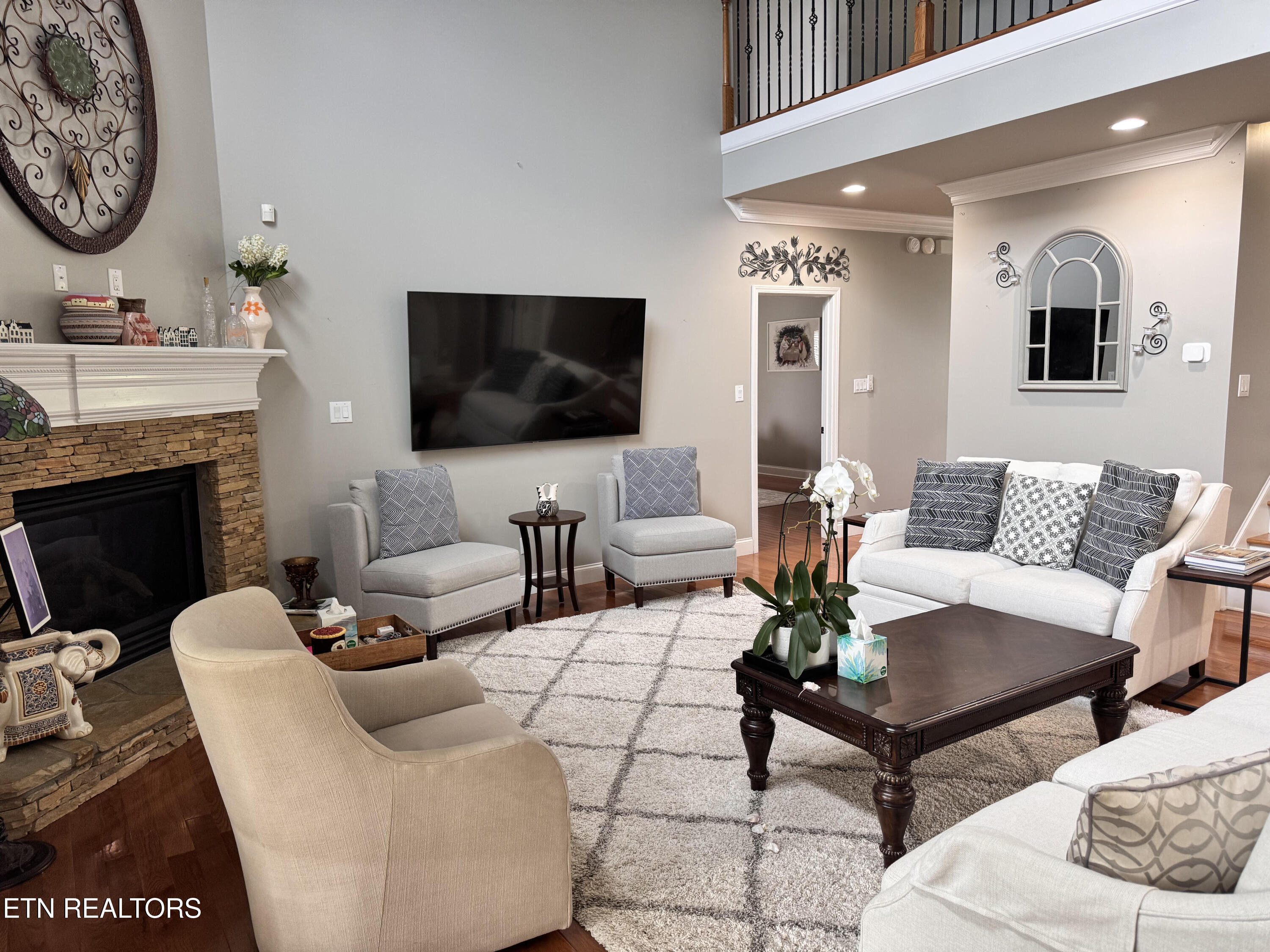 712 Whispering Hills Lane Knoxville TN 37934