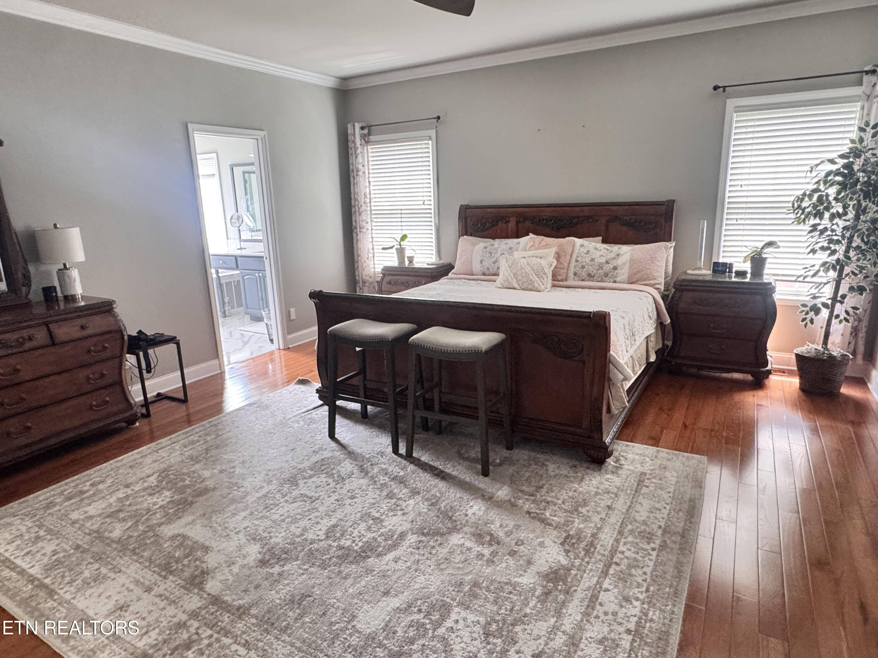 712 Whispering Hills Lane Knoxville TN 37934