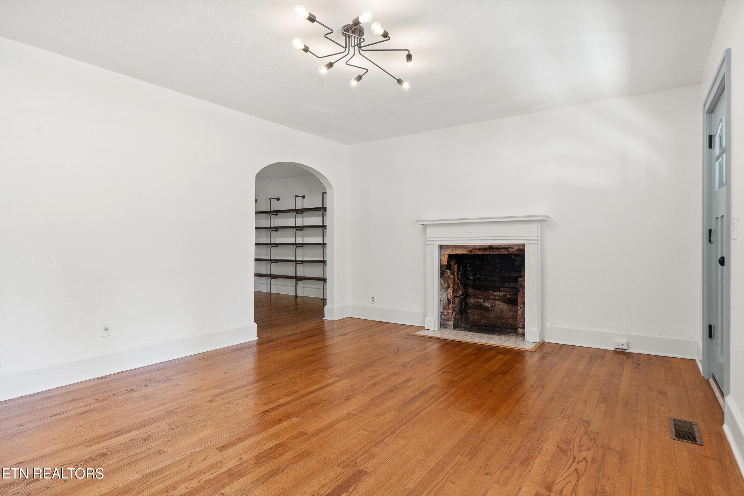 3343 Parker Lane Chattanooga TN 37419