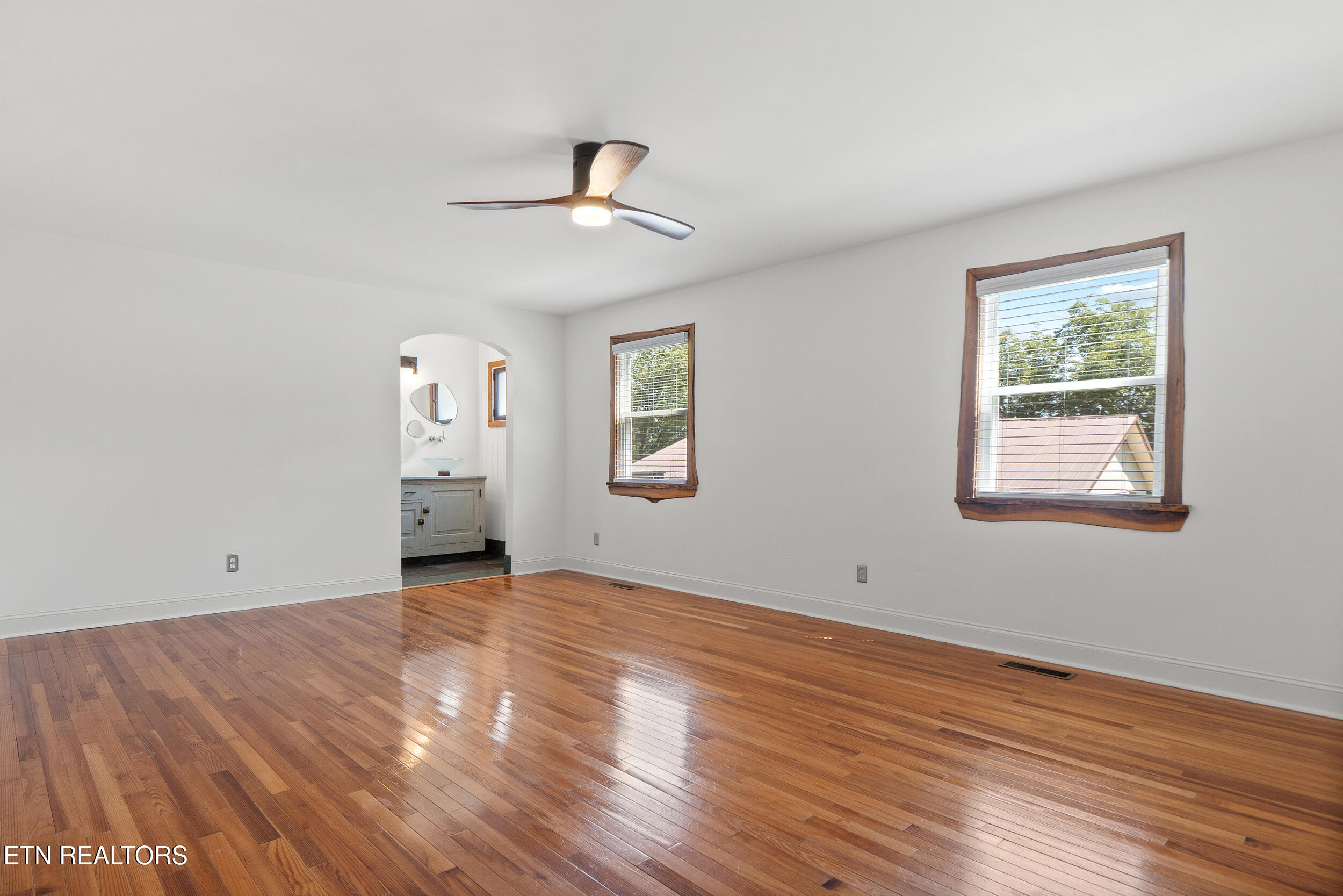 3343 Parker Lane Chattanooga TN 37419