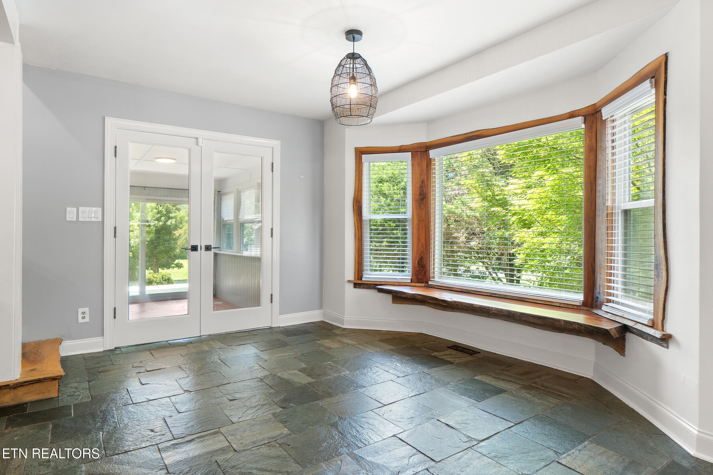 3343 Parker Lane Chattanooga TN 37419