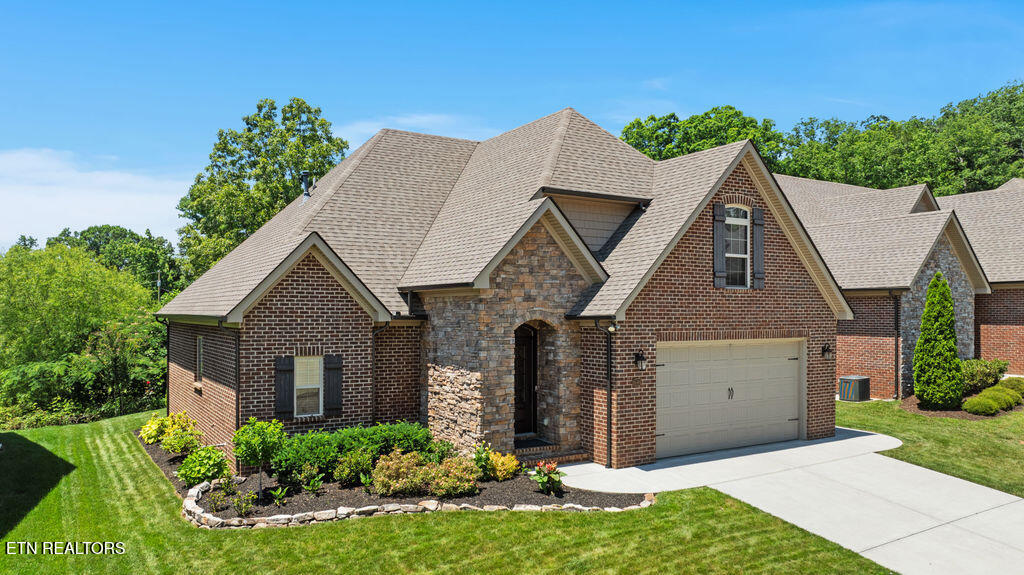 1649 Sugarfield Lane Knoxville TN 37932