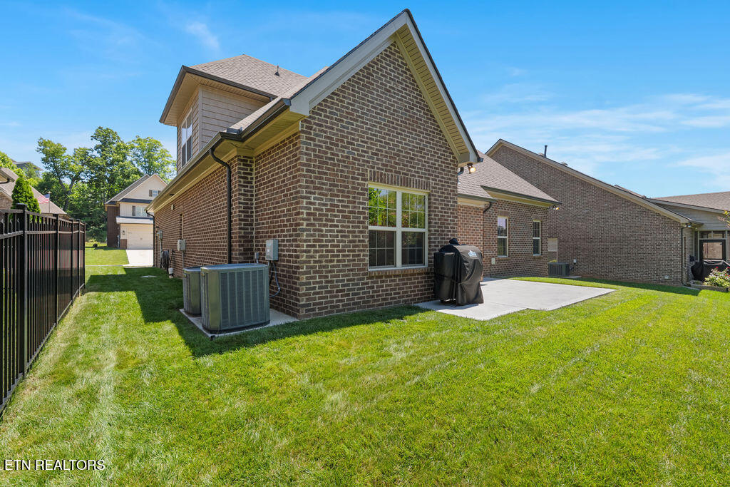 1649 Sugarfield Lane Knoxville TN 37932