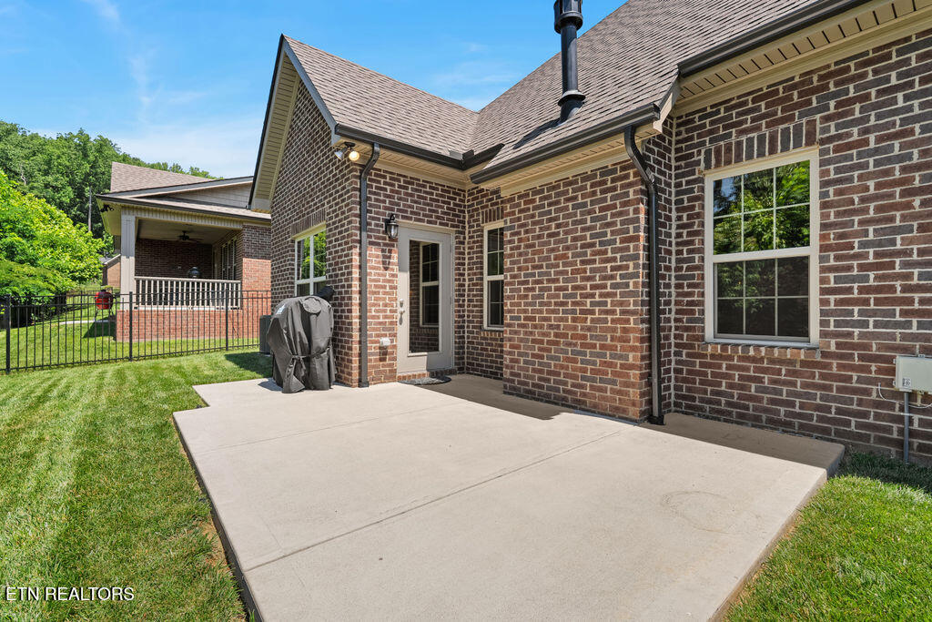 1649 Sugarfield Lane Knoxville TN 37932