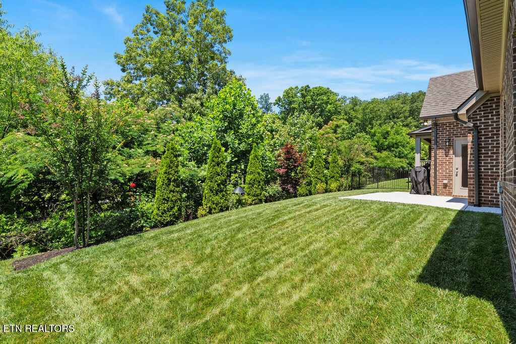1649 Sugarfield Lane Knoxville TN 37932
