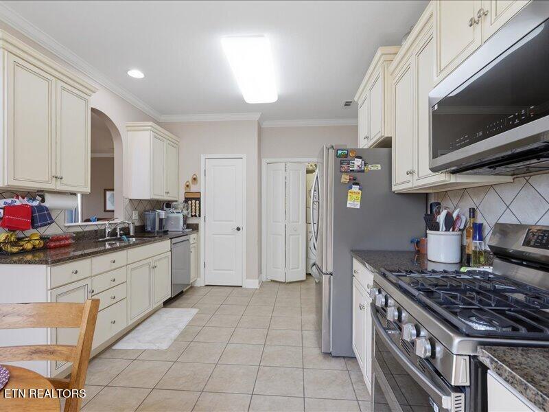3300 Parrish Hill Lane Knoxville TN 37938