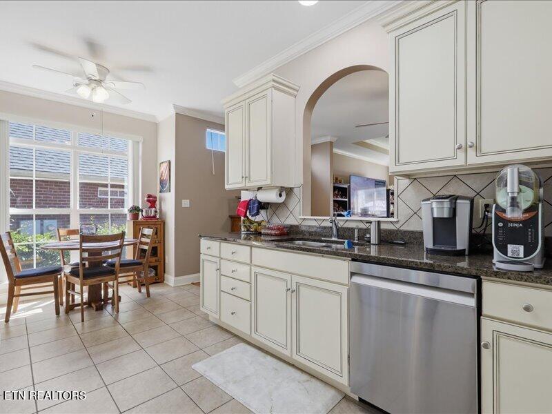 3300 Parrish Hill Lane Knoxville TN 37938