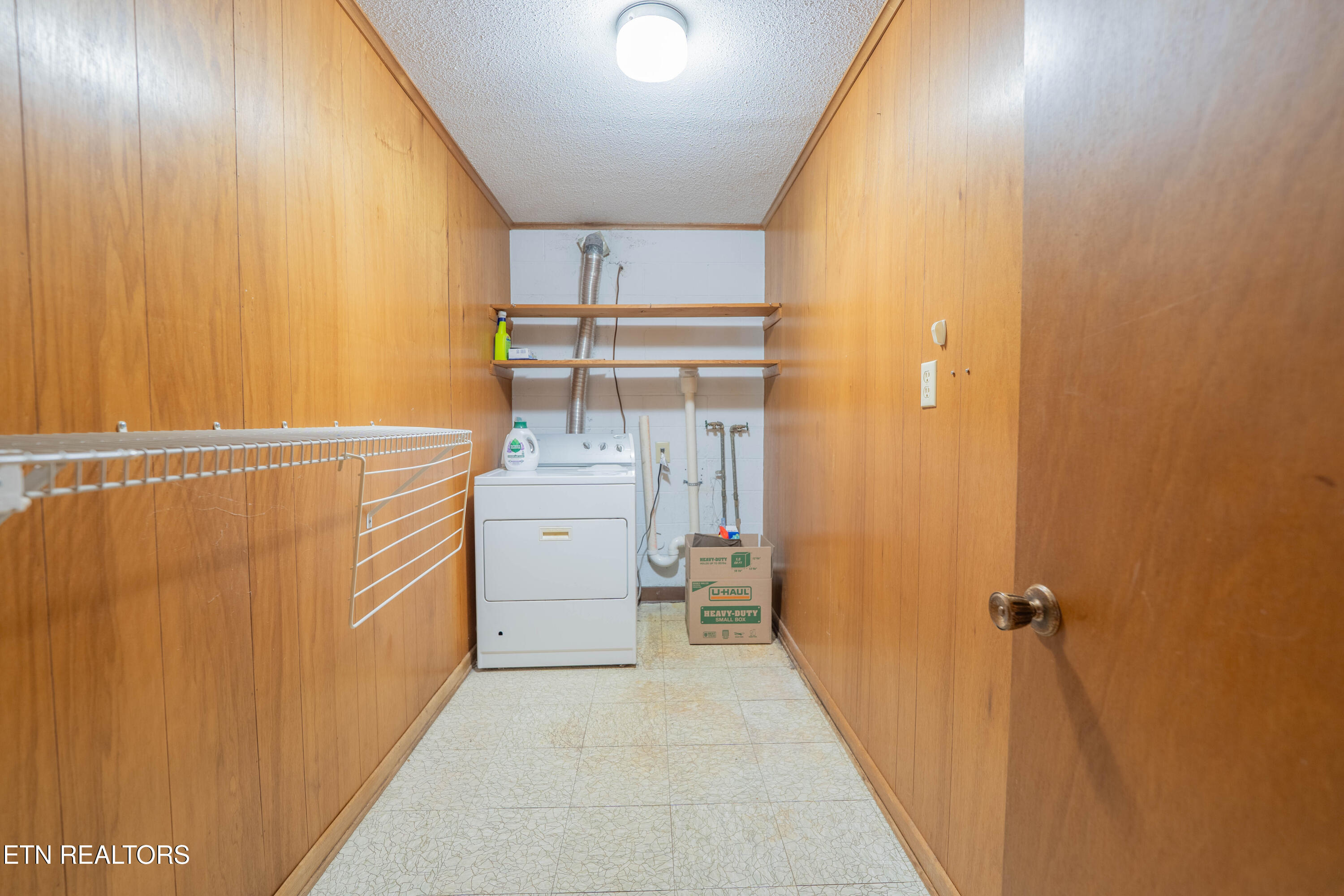 4504 Woodview Road Louisville TN 37777
