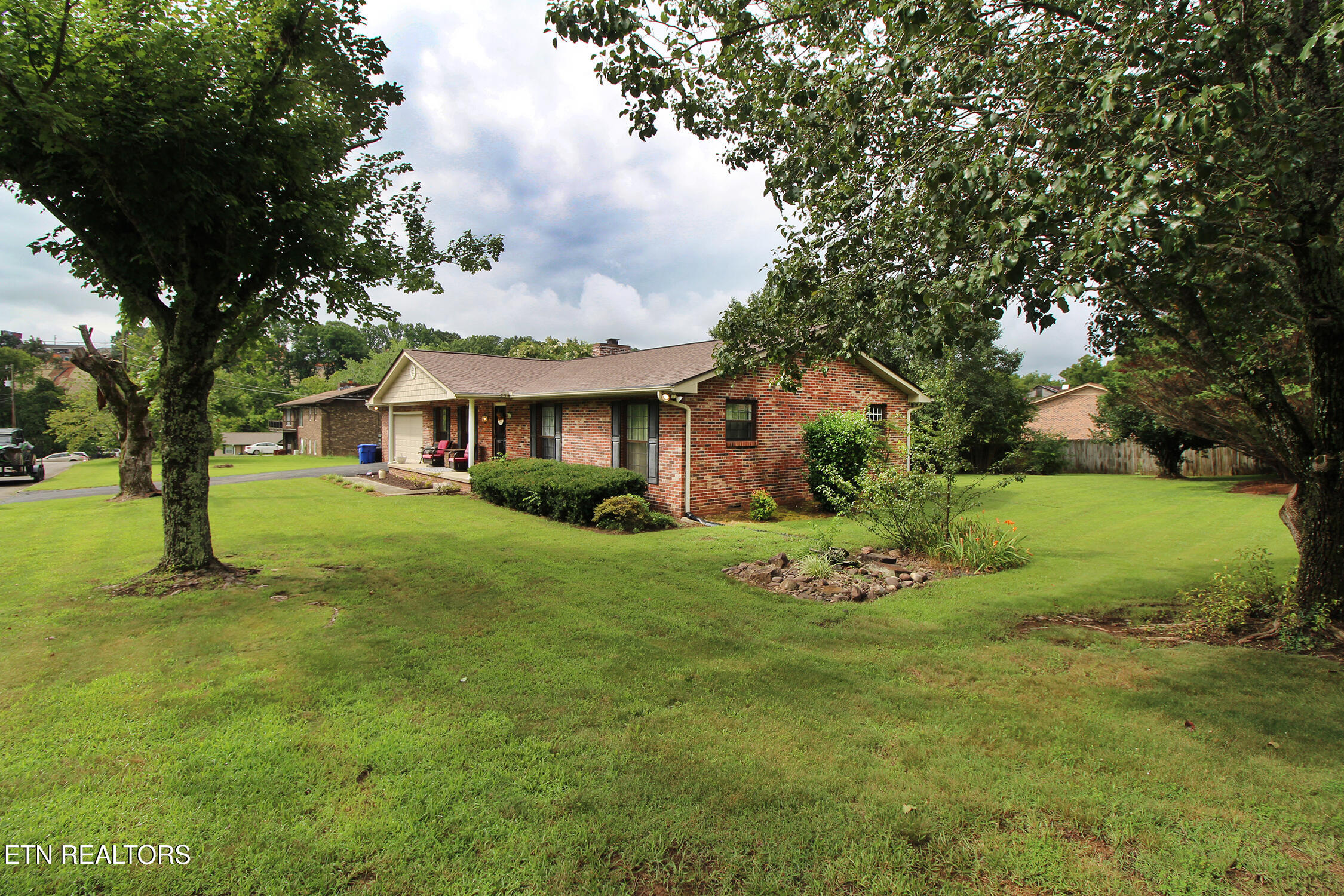 6613 Hummer Lane Knoxville TN 37912