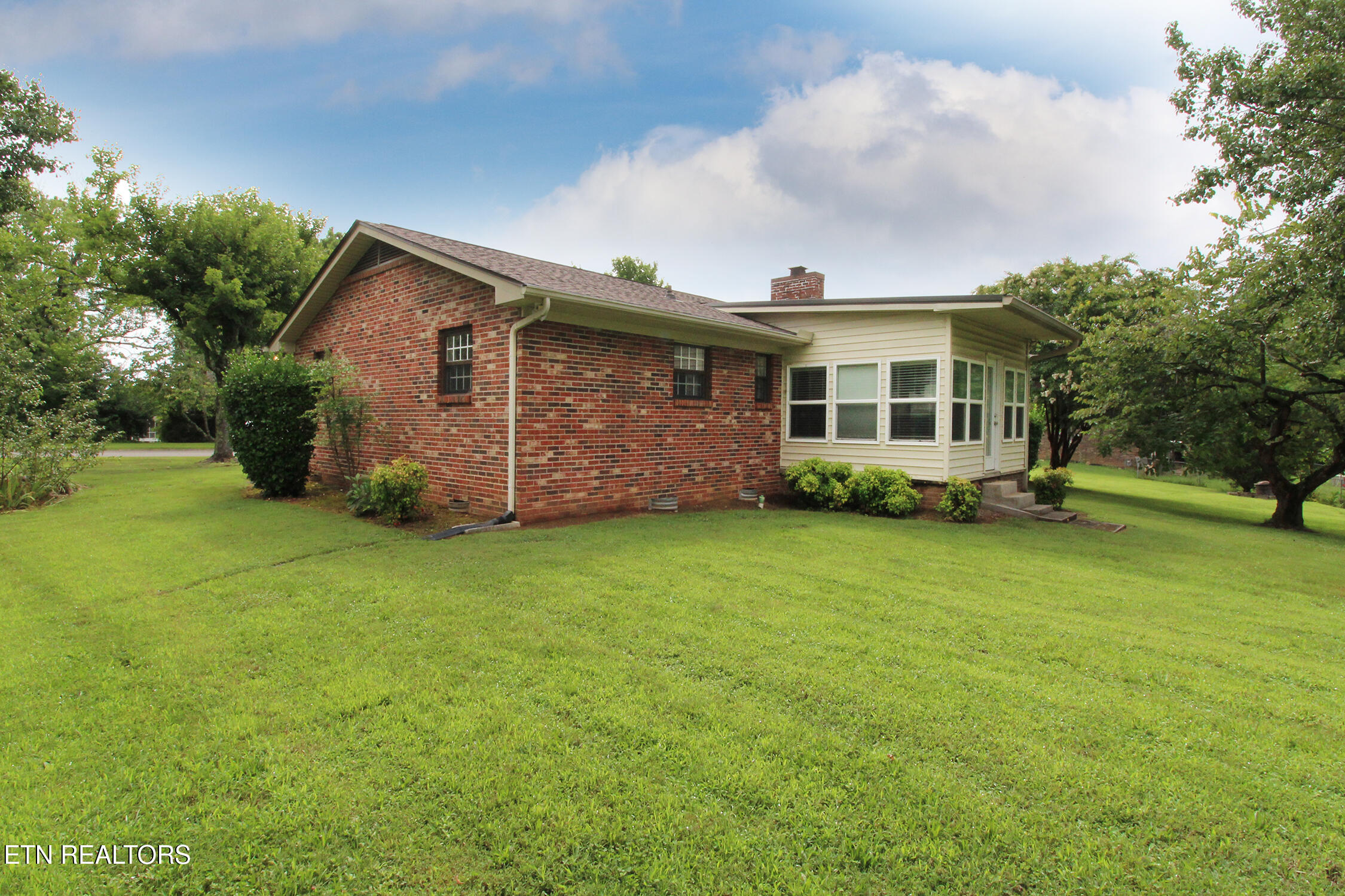 6613 Hummer Lane Knoxville TN 37912