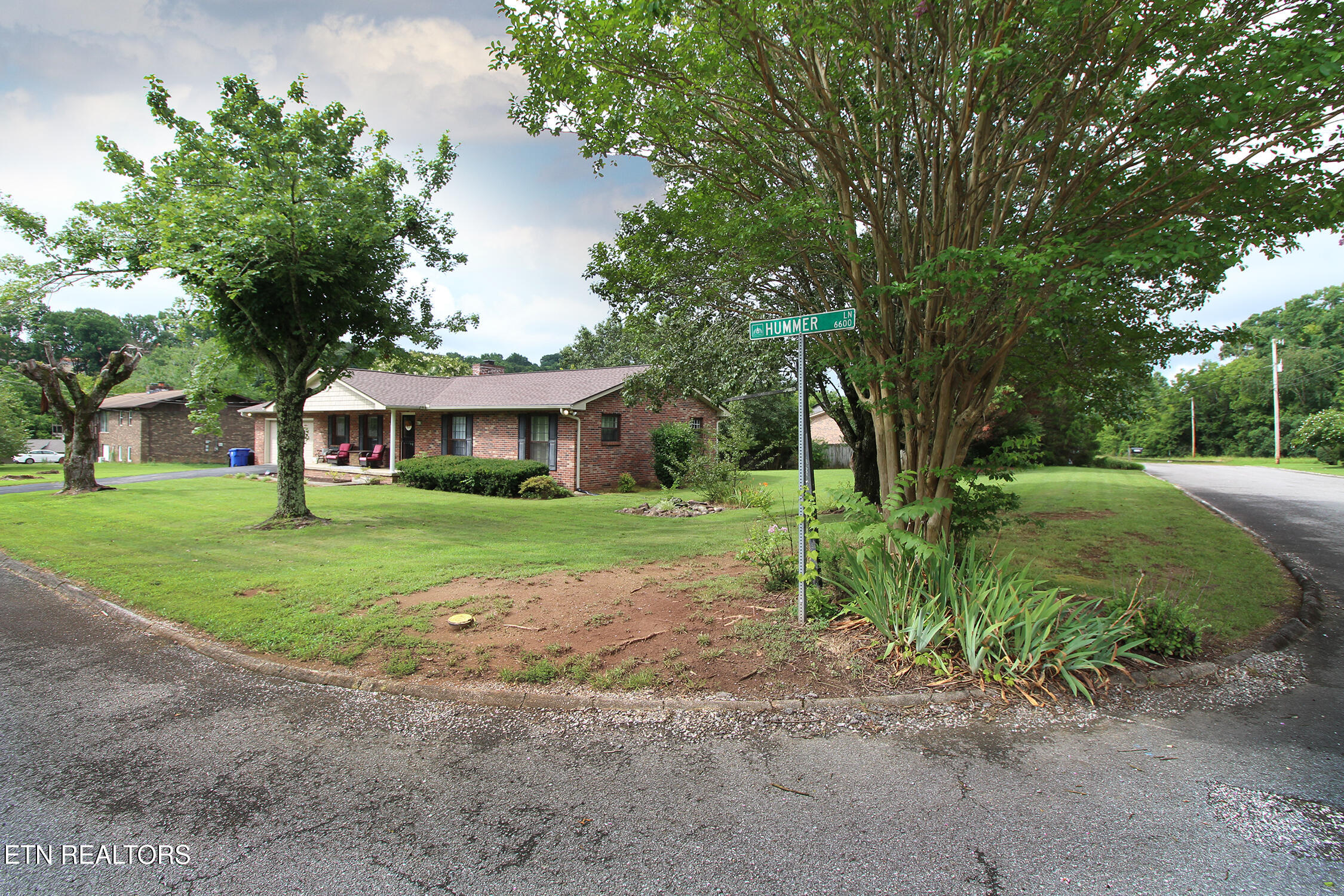 6613 Hummer Lane Knoxville TN 37912