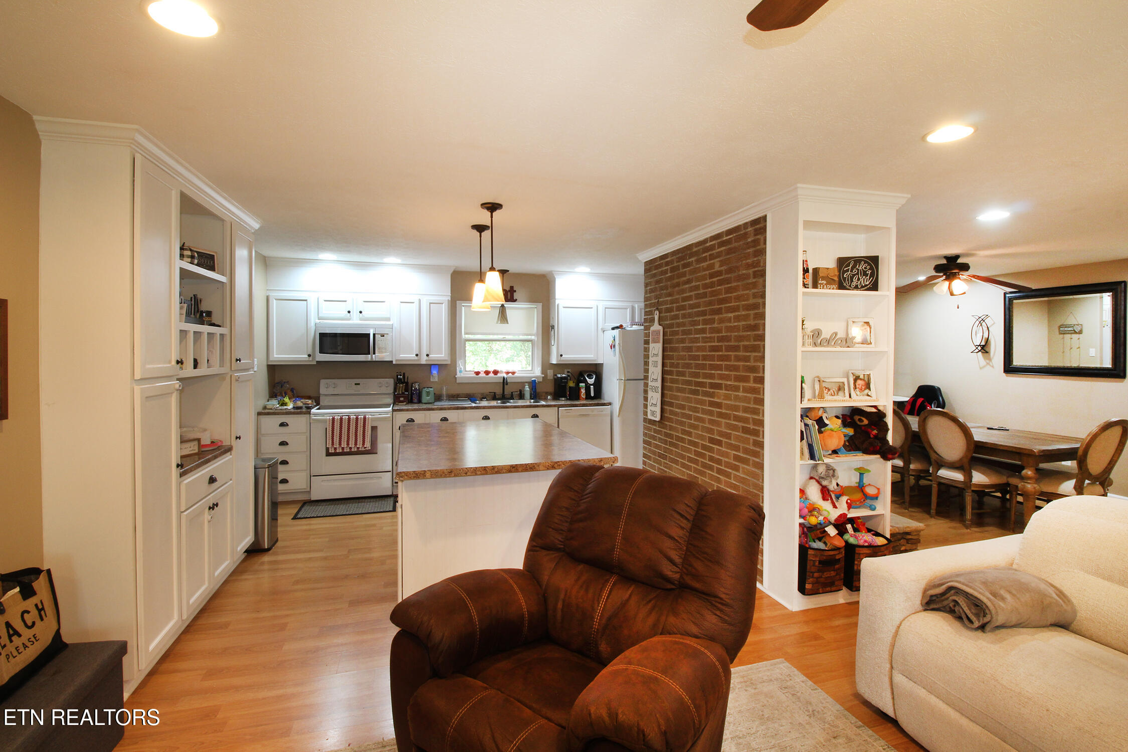 6613 Hummer Lane Knoxville TN 37912