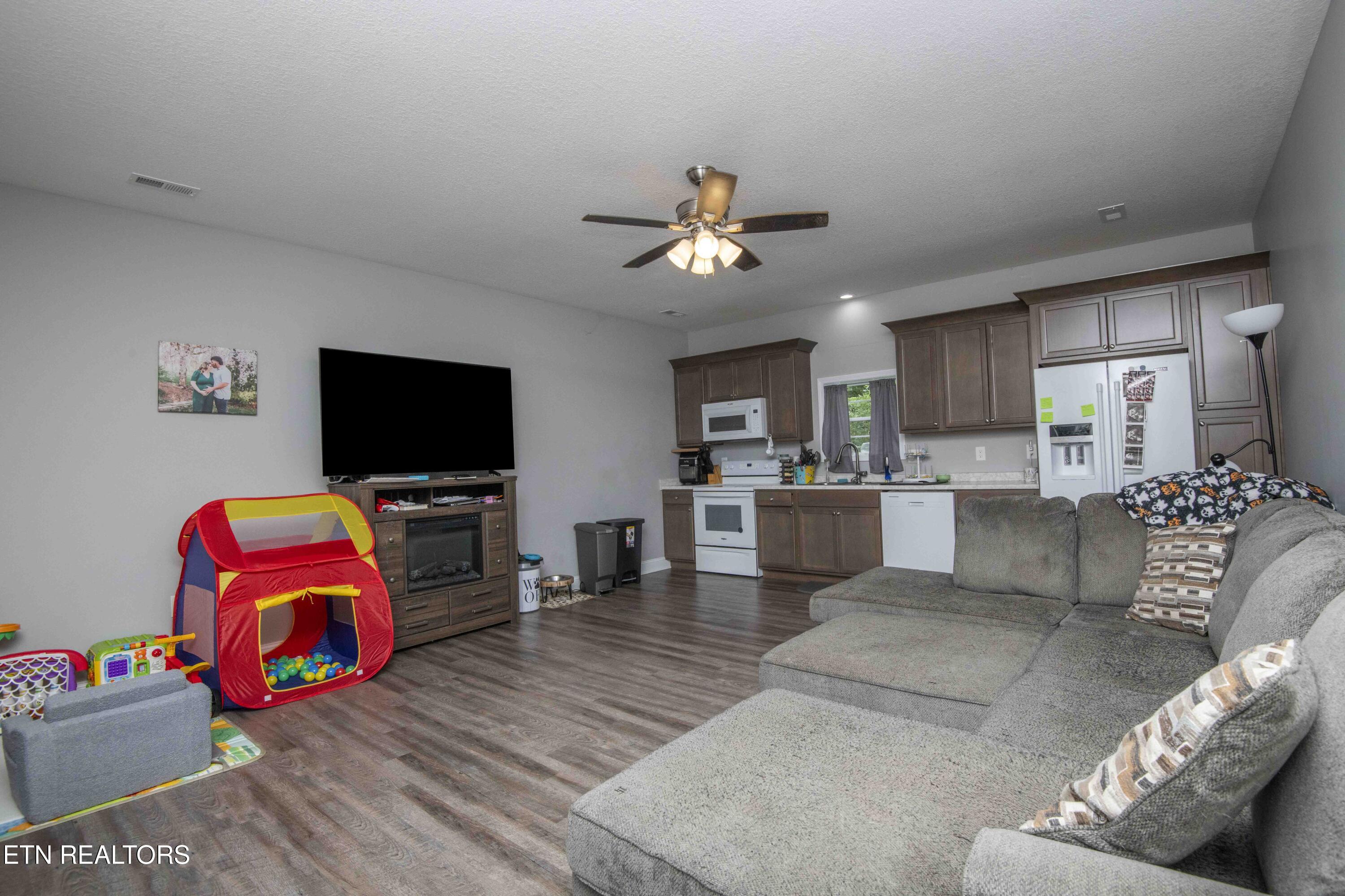 120 Skyline Drive Maynardville TN 37807