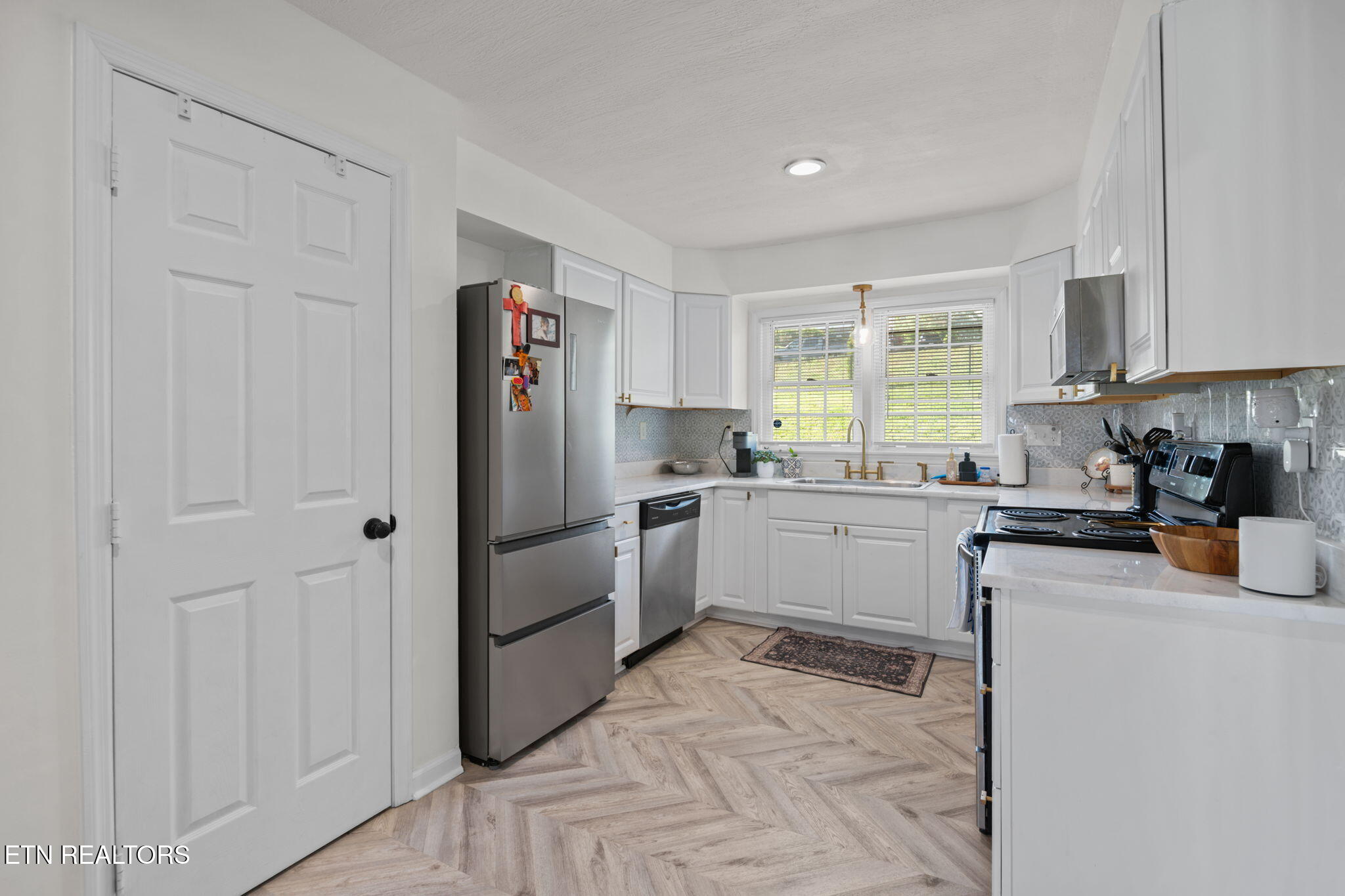 318 Hickory Street Clinton TN 37716