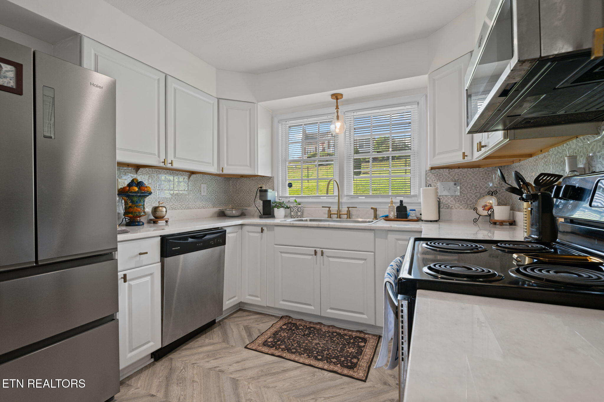 318 Hickory Street Clinton TN 37716
