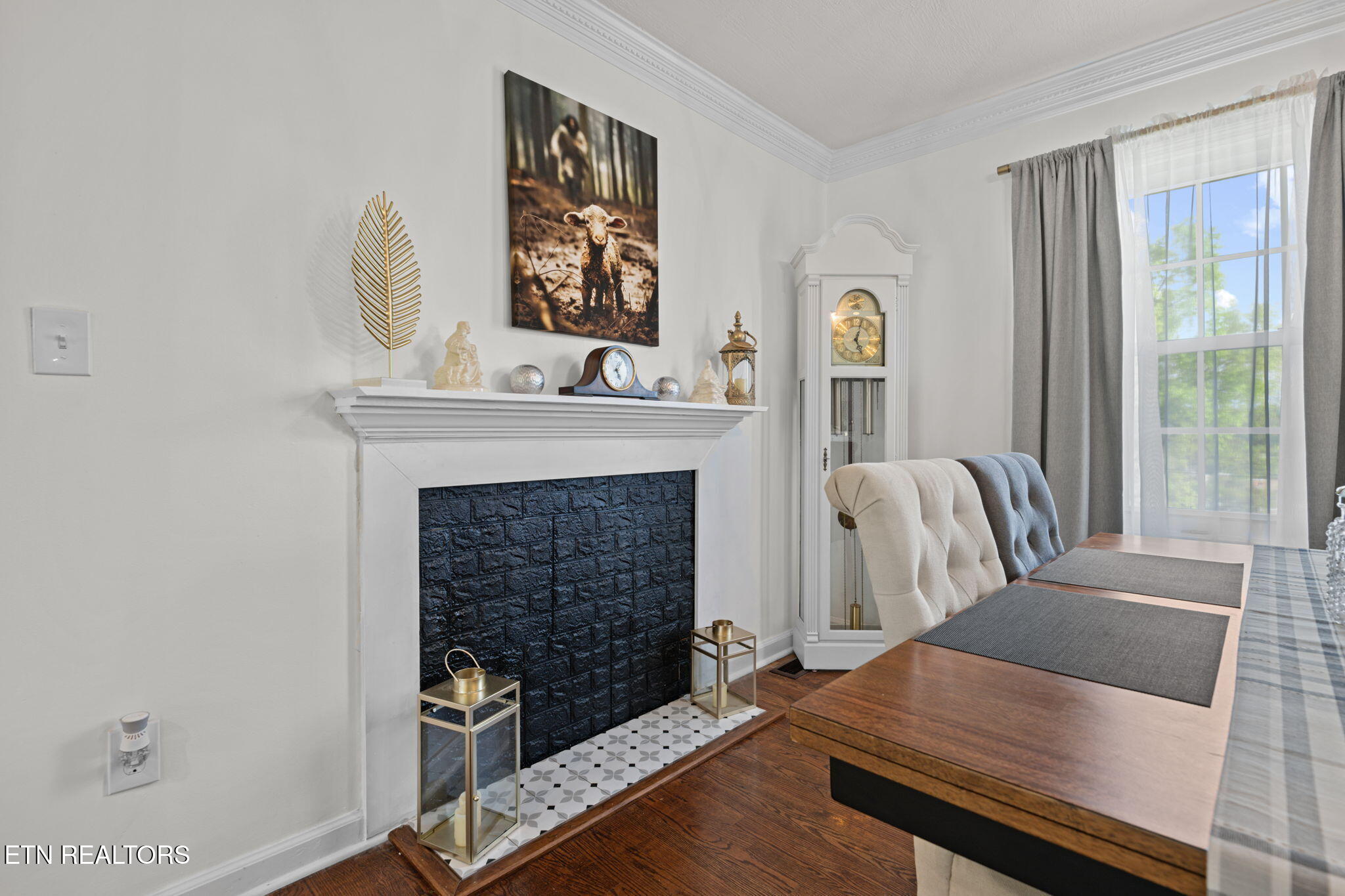 318 Hickory Street Clinton TN 37716