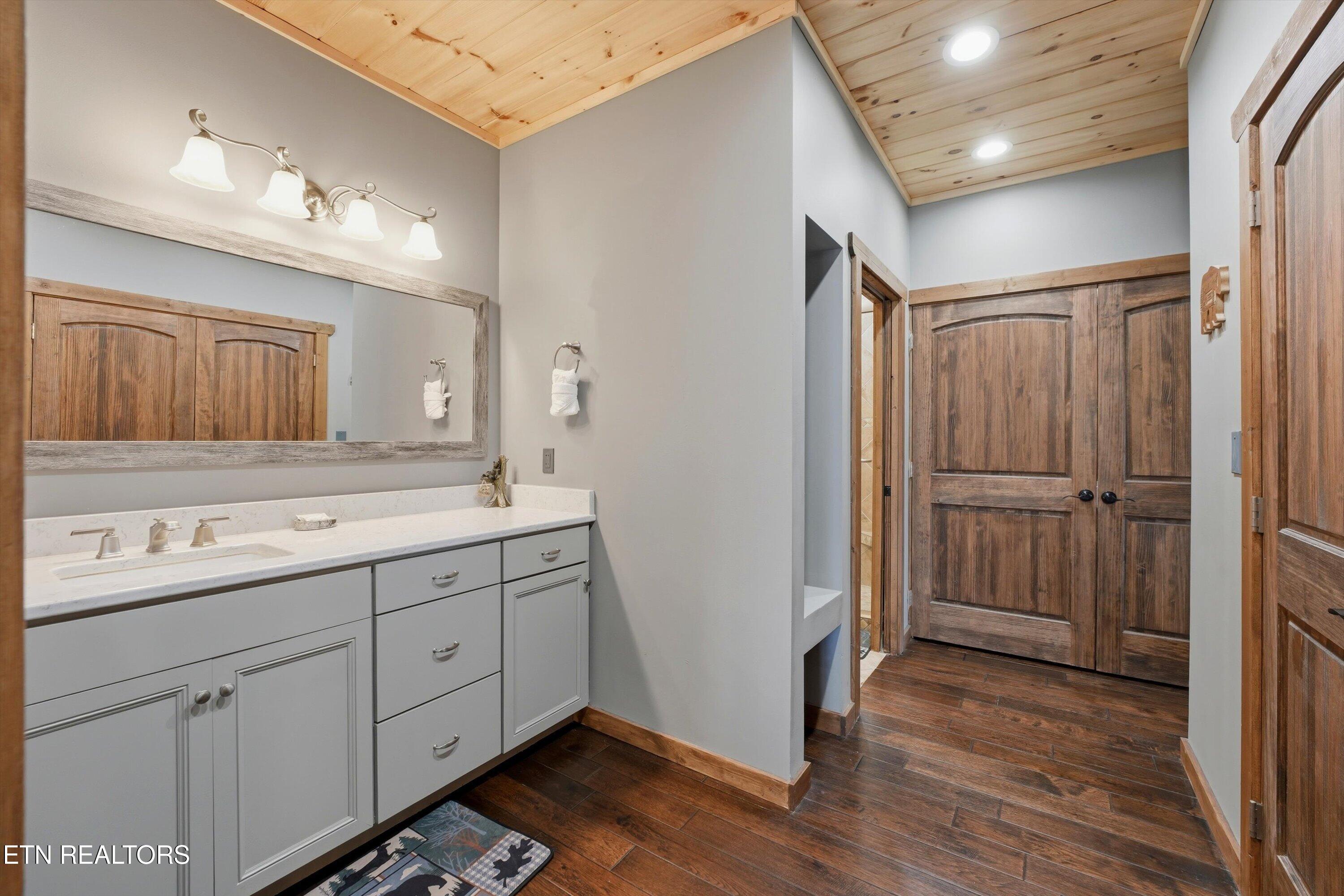 860 Pine Top Lane Gatlinburg TN 37738