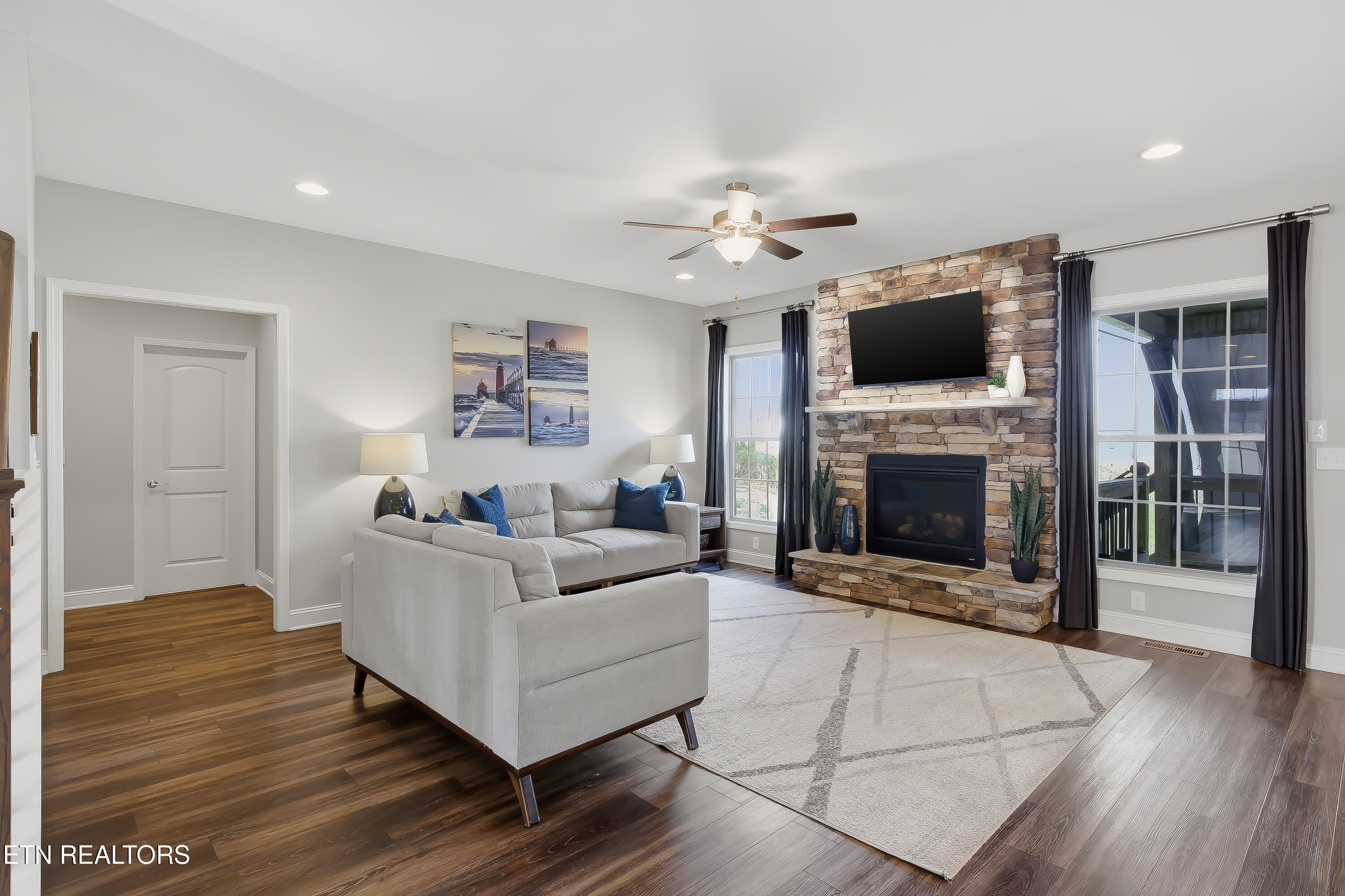 2663 Windjammer Lane Knoxville TN 37932