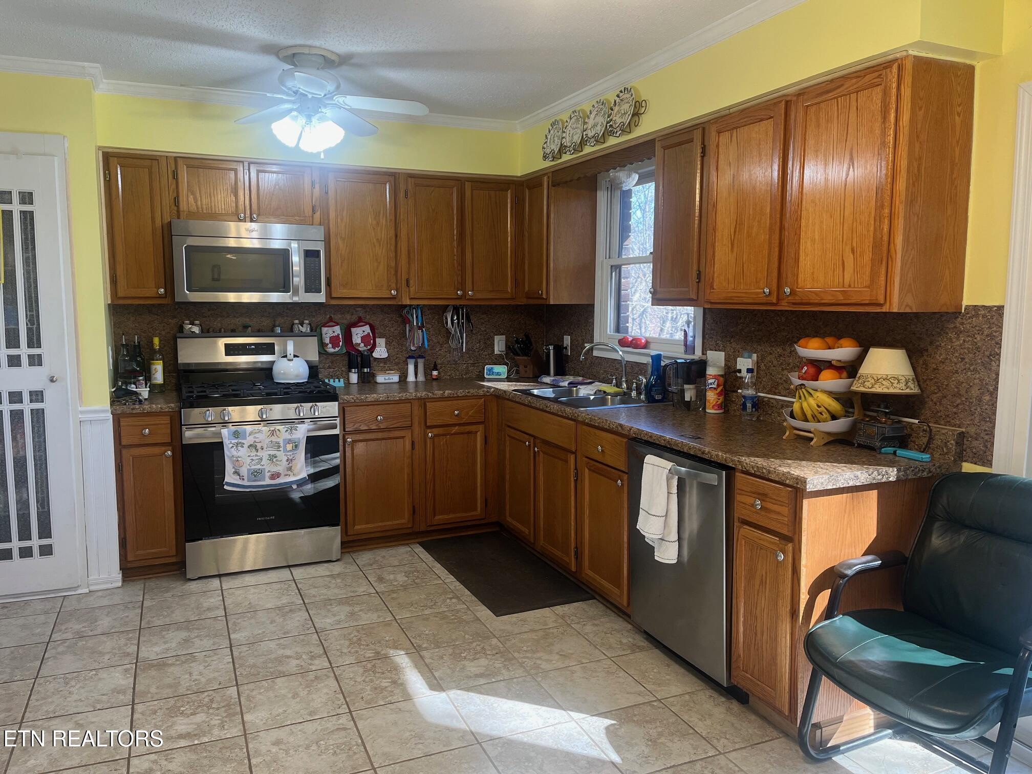 235 Parliament Road Harrogate TN 37752