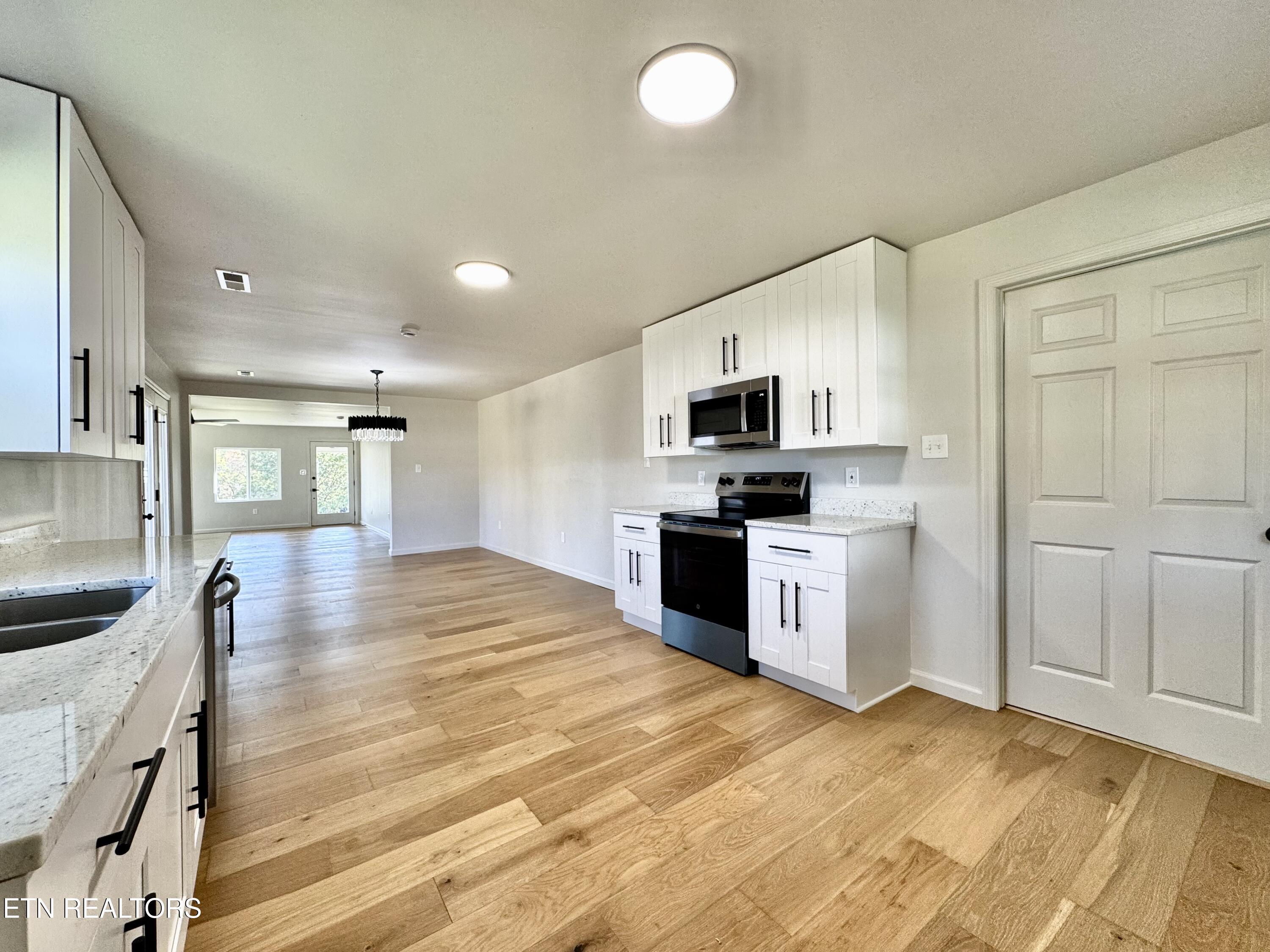 1830 Old Lake City Highway Clinton TN 37716