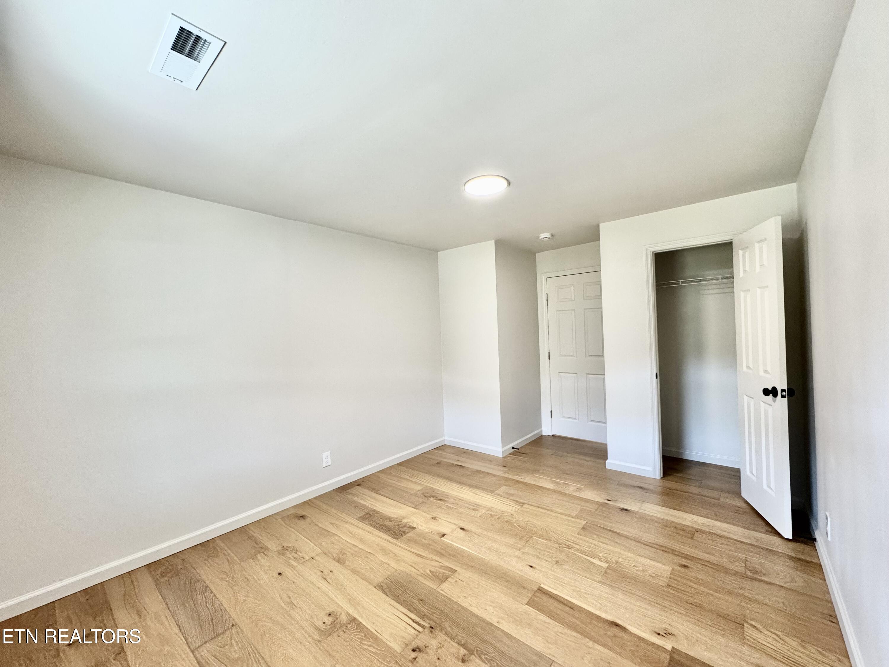 1830 Old Lake City Highway Clinton TN 37716