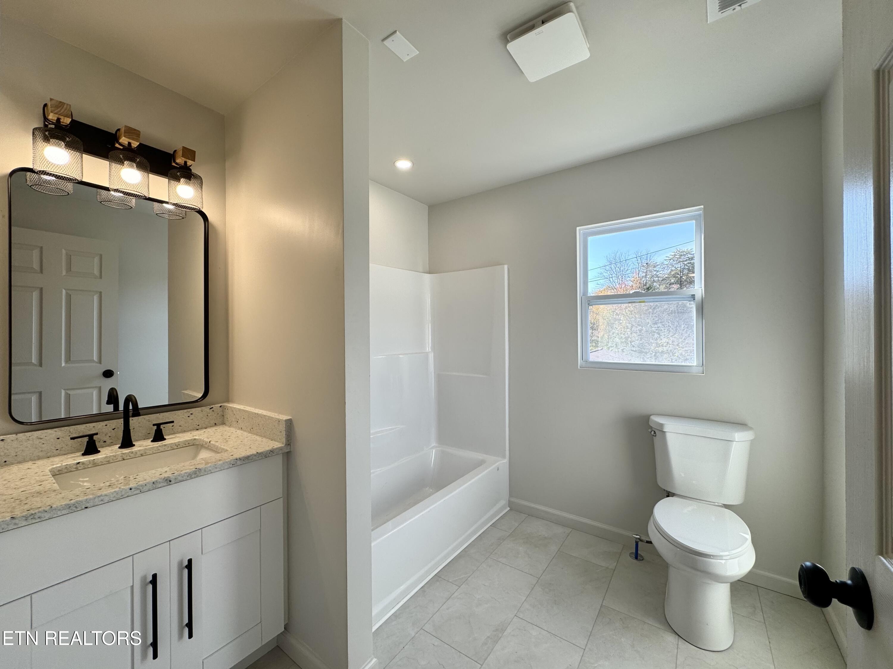 1830 Old Lake City Highway Clinton TN 37716