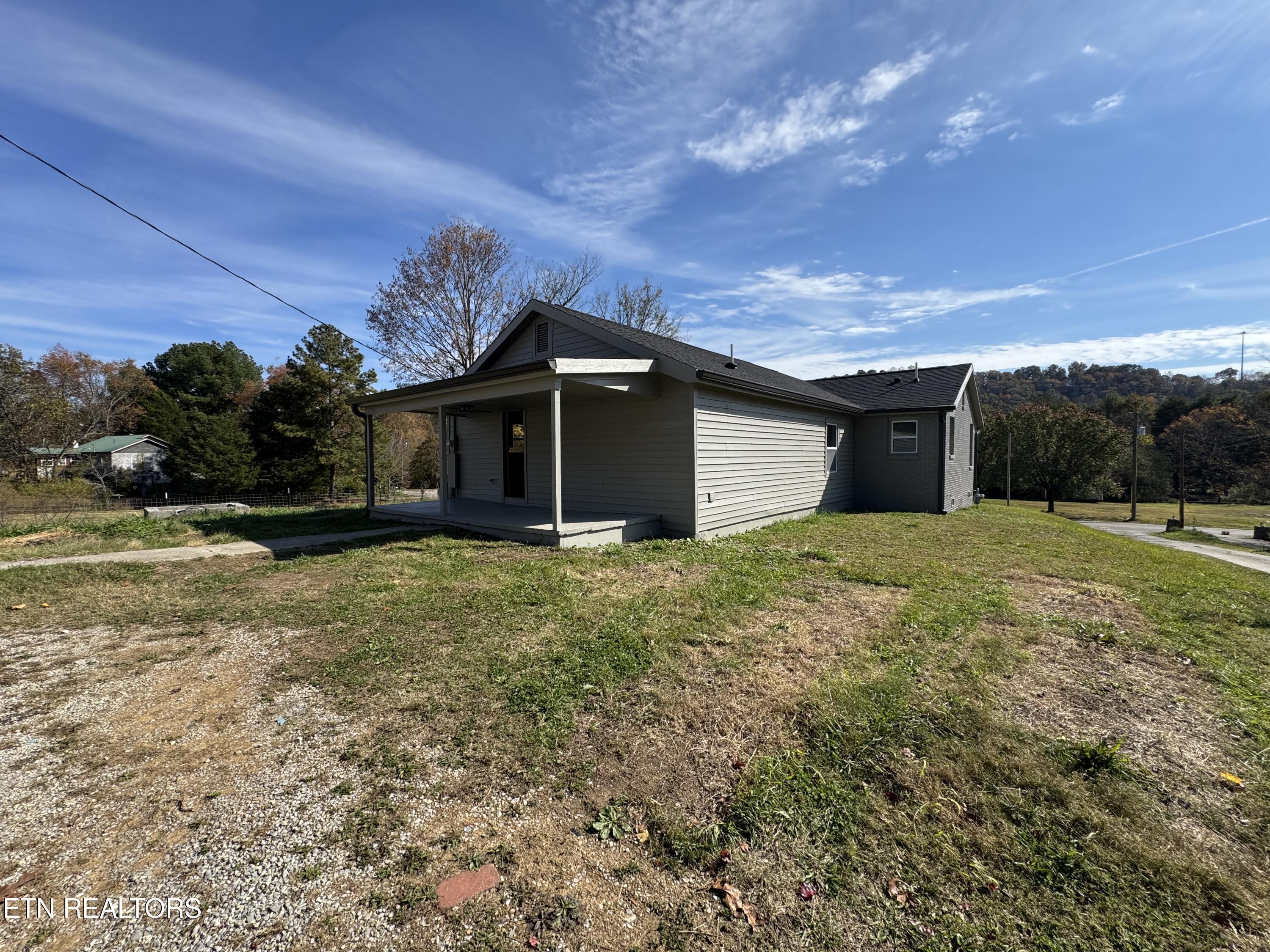 1830 Old Lake City Highway Clinton TN 37716