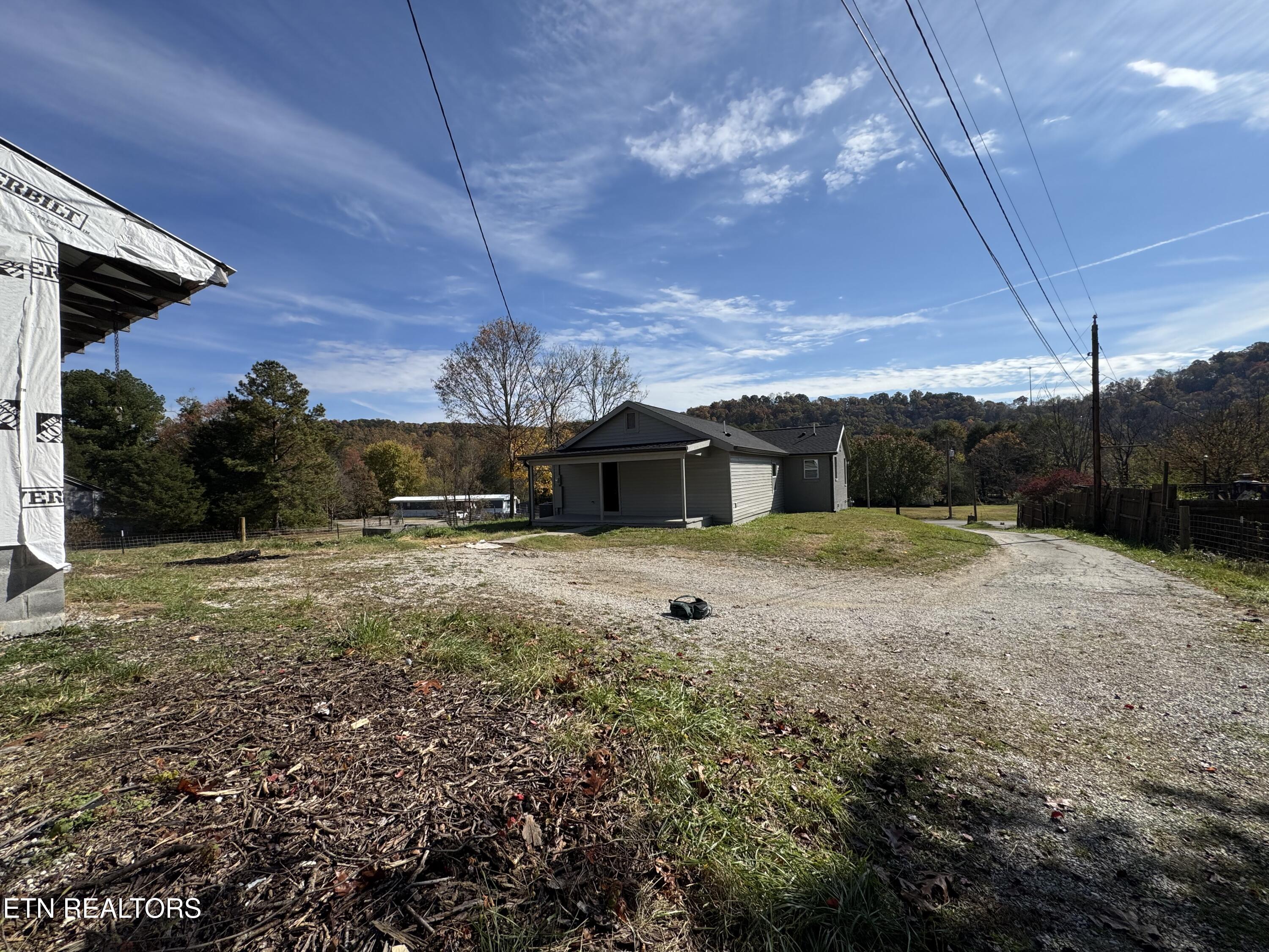 1830 Old Lake City Highway Clinton TN 37716