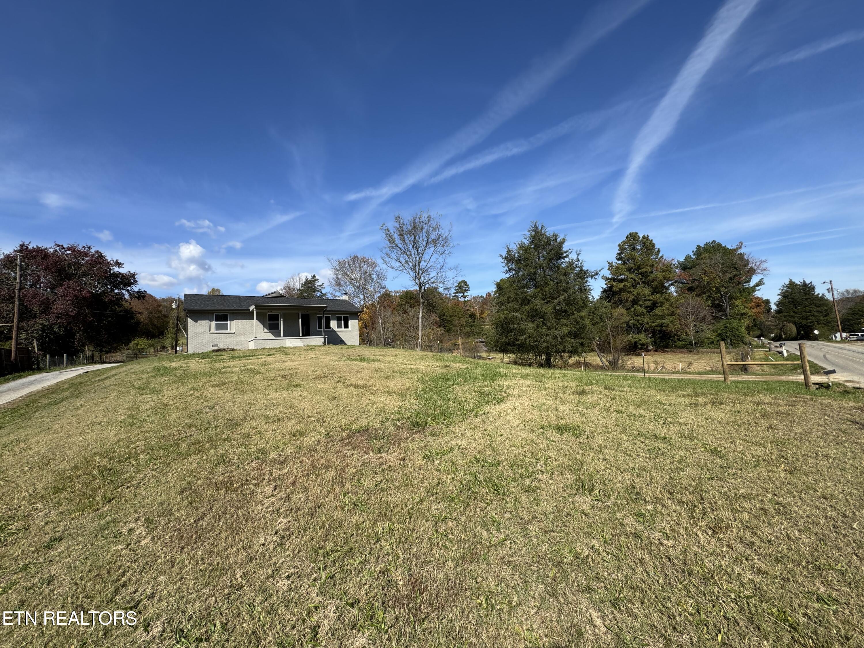 1830 Old Lake City Highway Clinton TN 37716