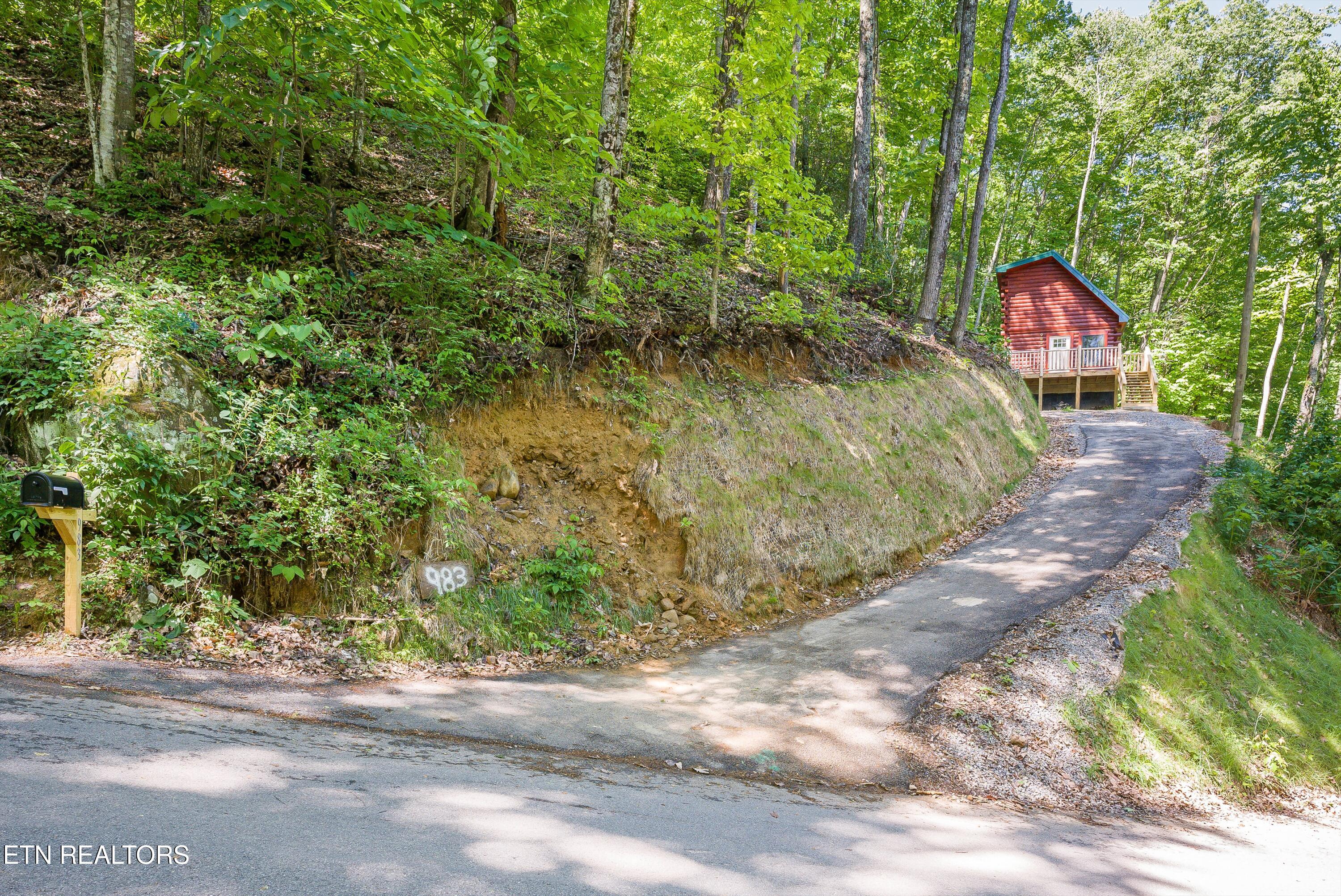983 Stans Road Gatlinburg TN 37738