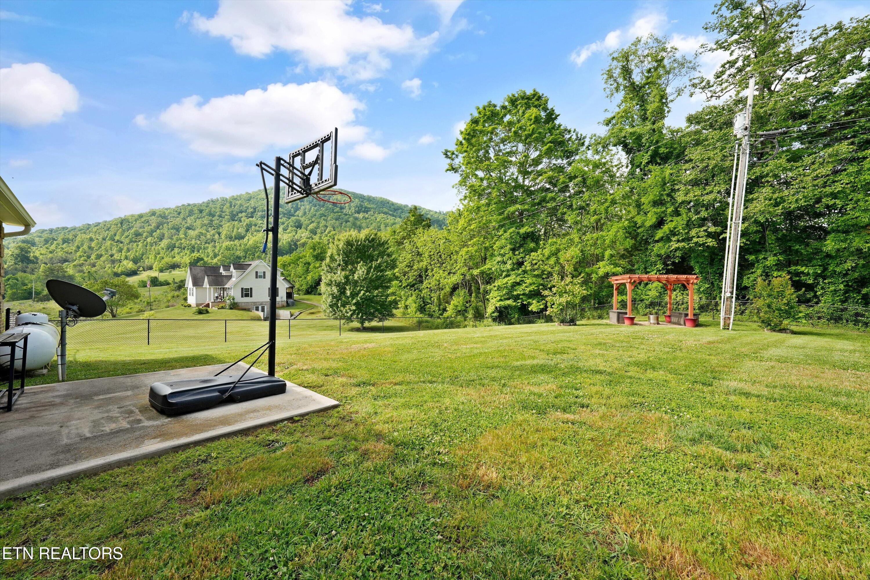 166 Mountain Shores Road New Tazewell TN 37825