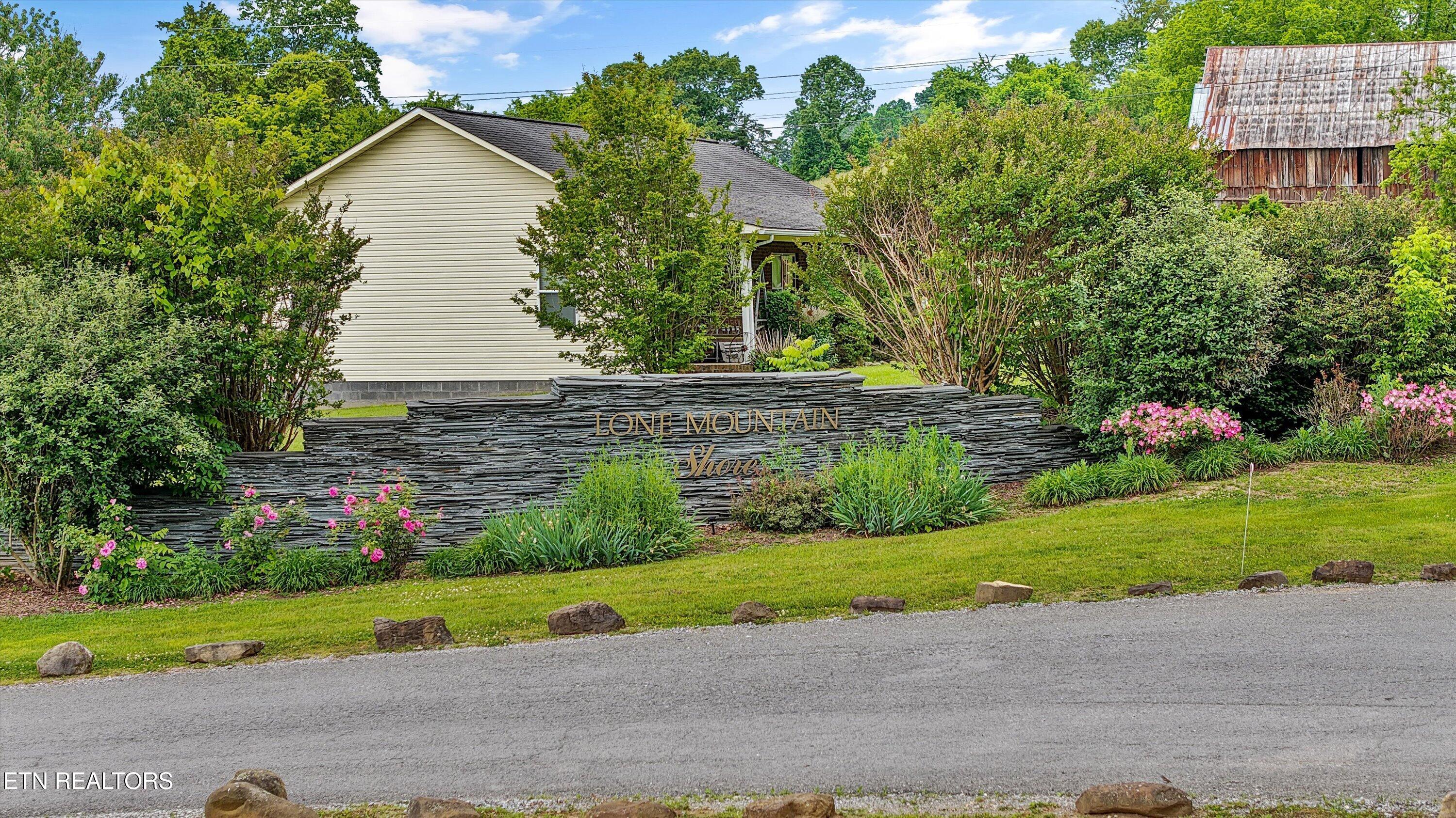 166 Mountain Shores Road New Tazewell TN 37825