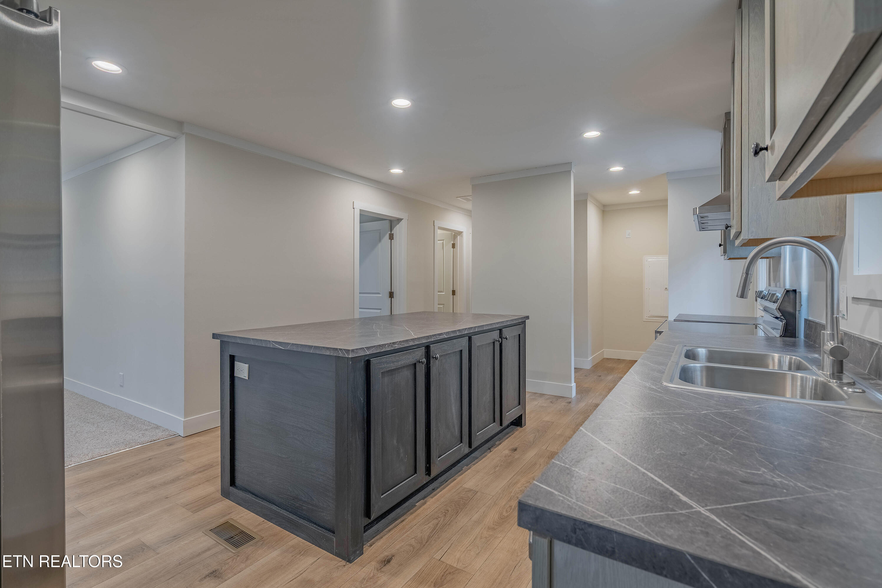 504 Yarnell Avenue Knoxville TN 37920