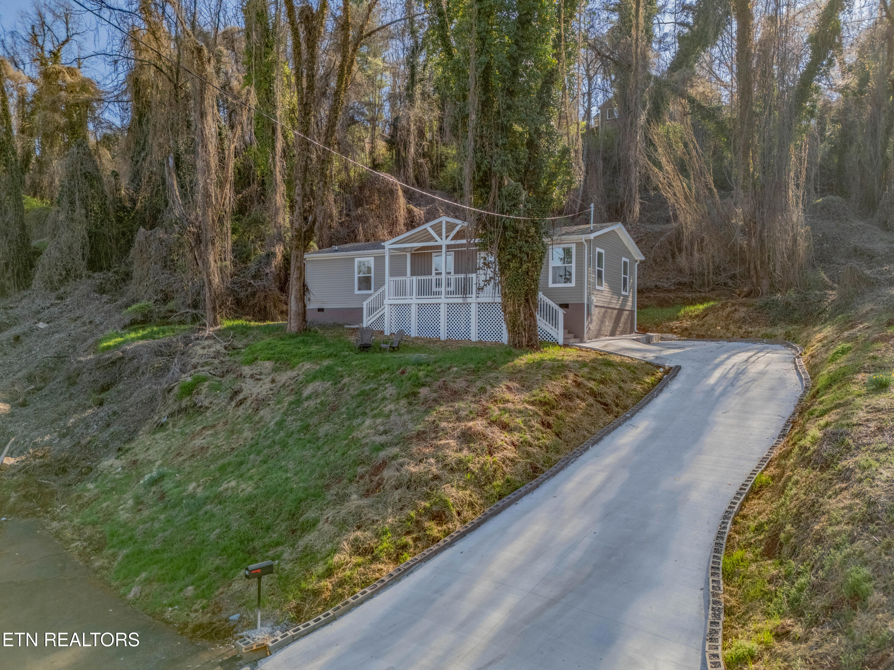 504 Yarnell Avenue Knoxville TN 37920