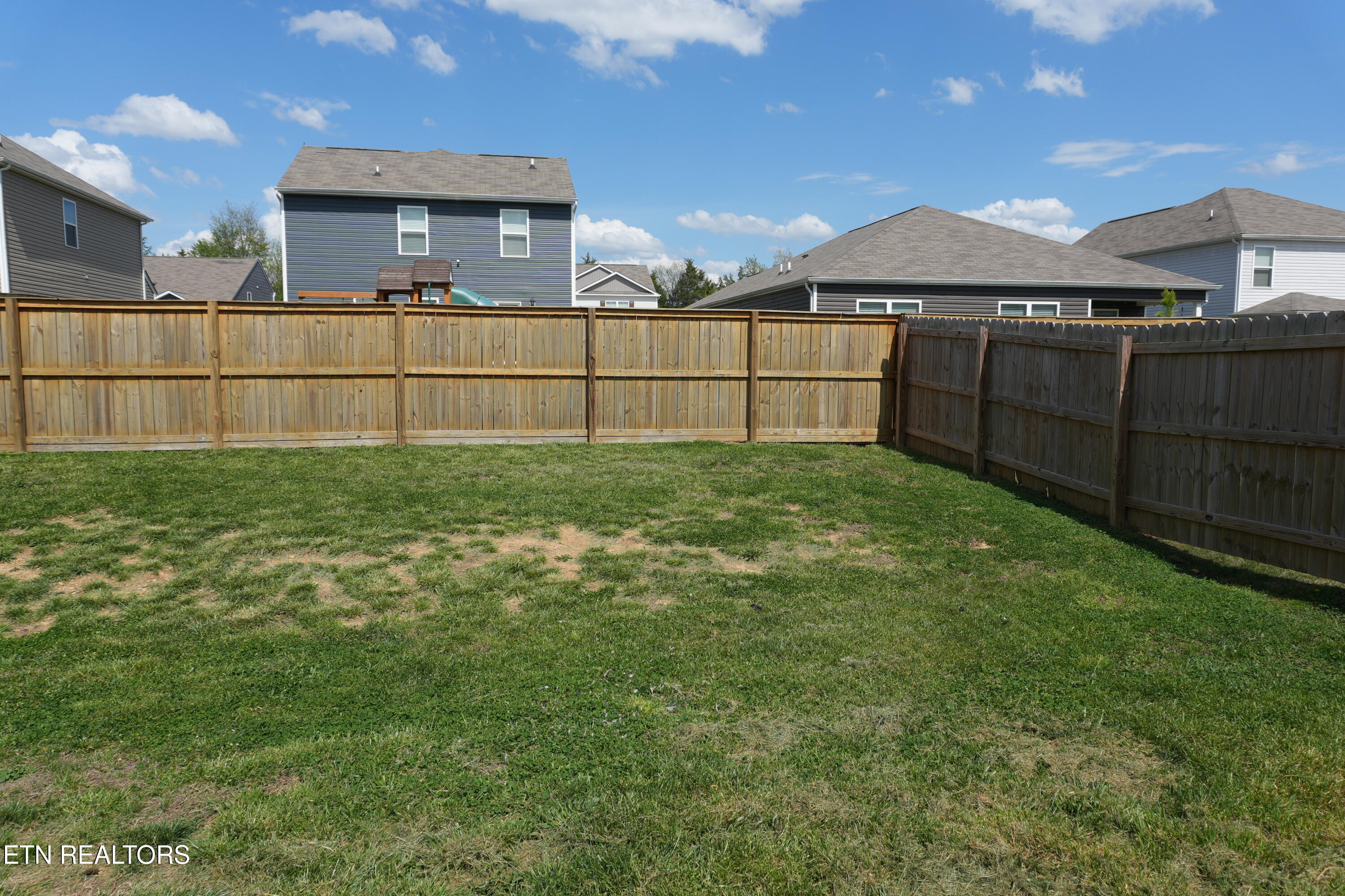 7410 Cottontail Street Corryton TN 37721