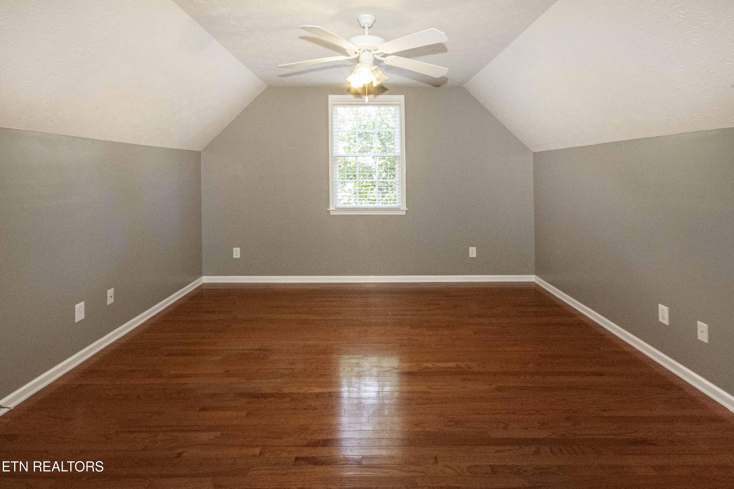 831 Garrison Ridge Boulevard Knoxville TN 37922