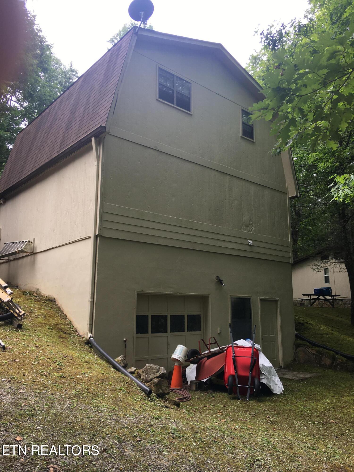 6722 S Peterson Road Tallassee TN 37878