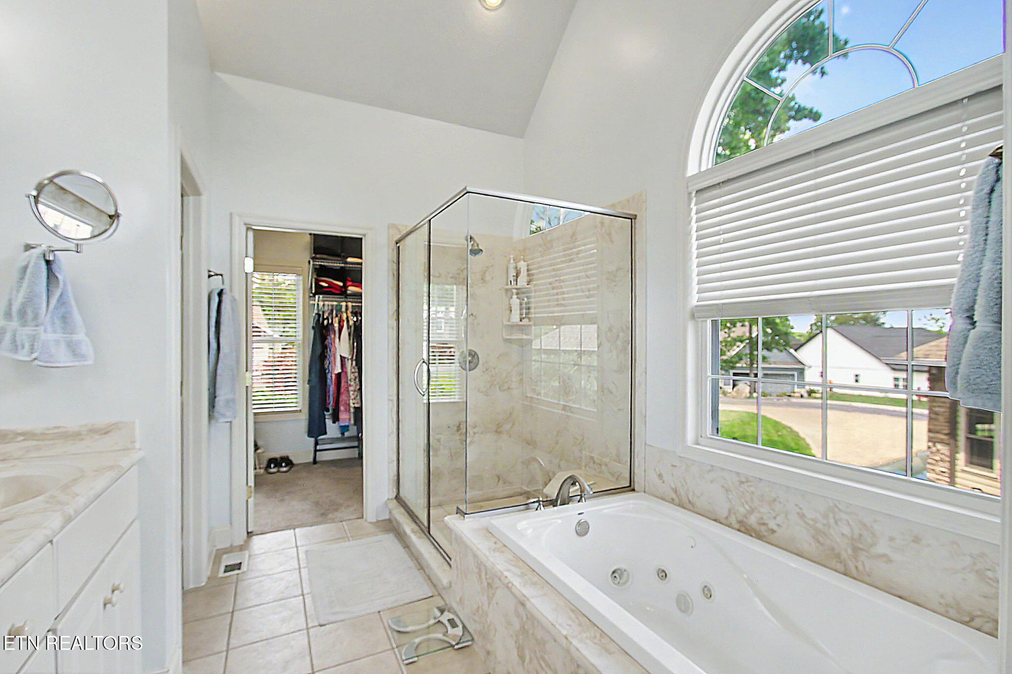 221 Gadusi Way Loudon TN 37774