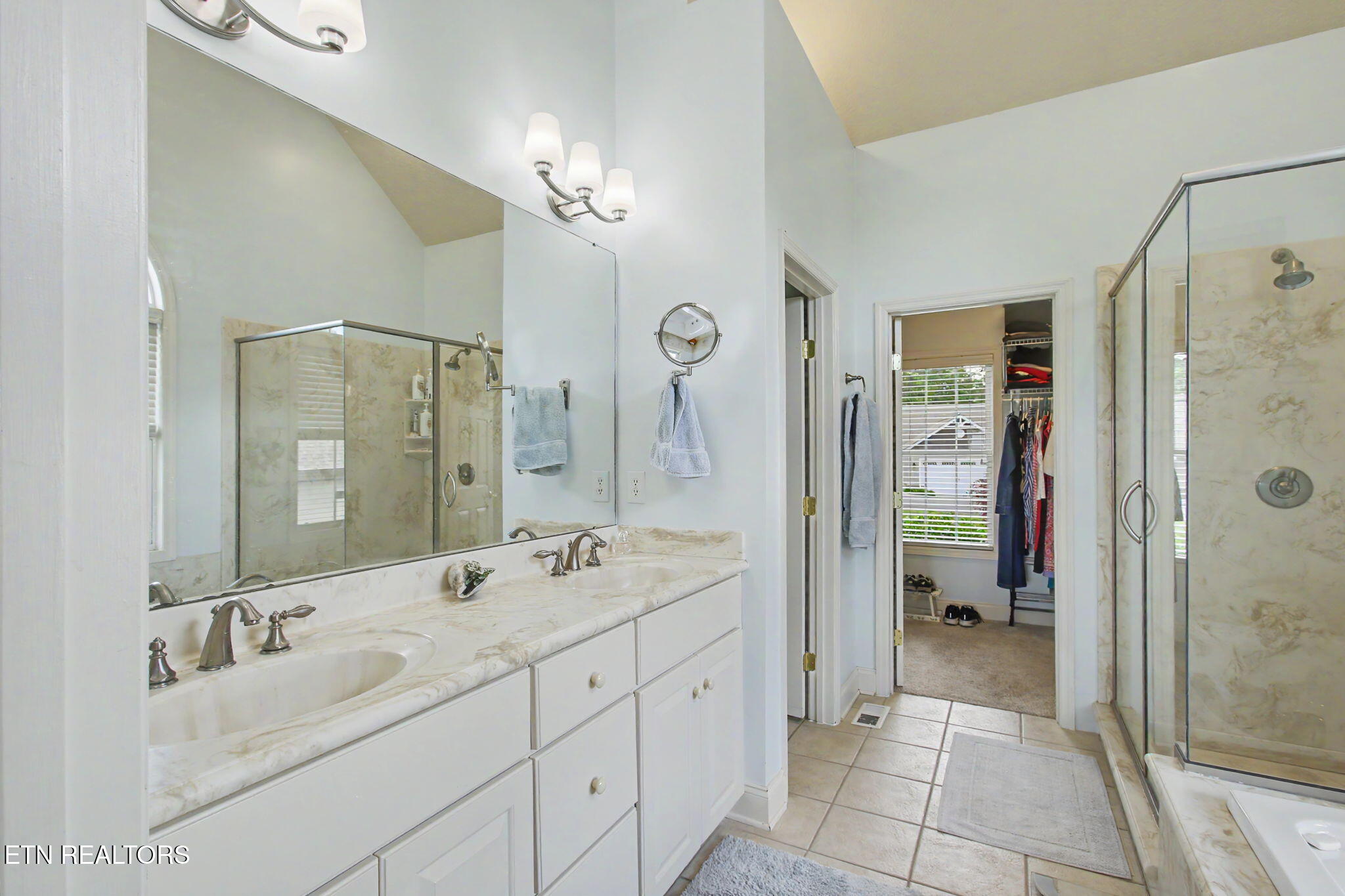 221 Gadusi Way Loudon TN 37774