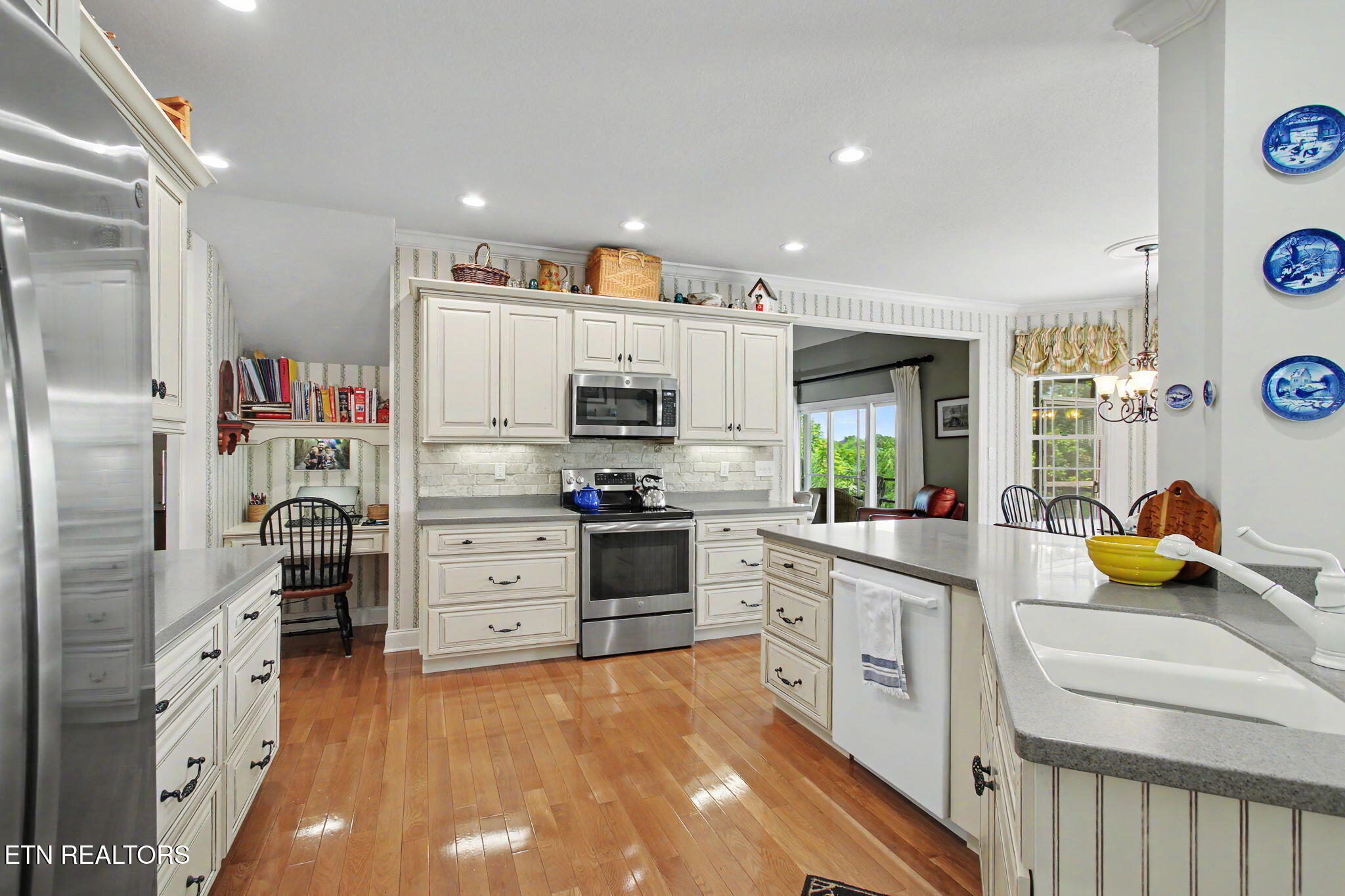 221 Gadusi Way Loudon TN 37774
