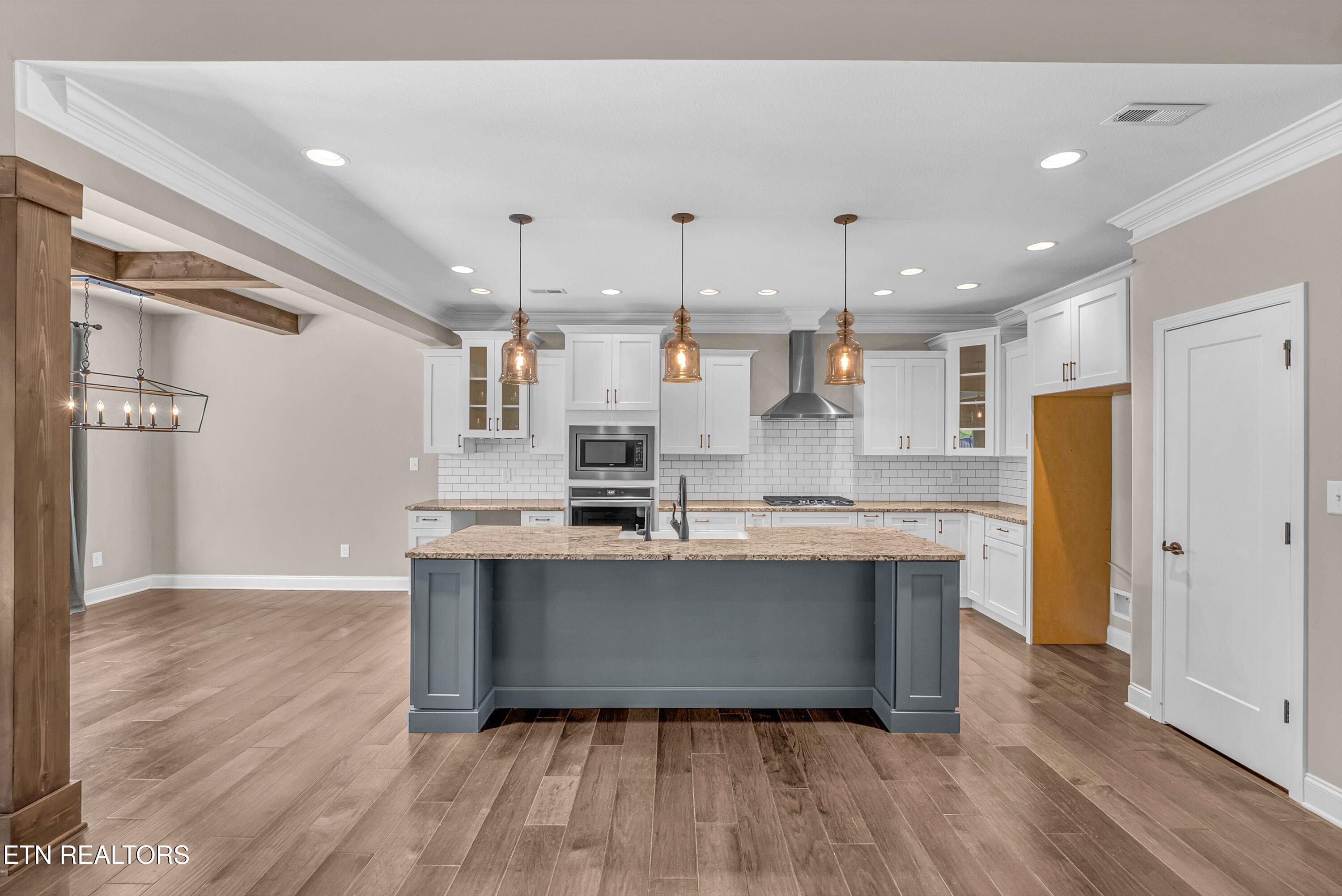 2043 Highlands Ridge Lane Knoxville TN 37932