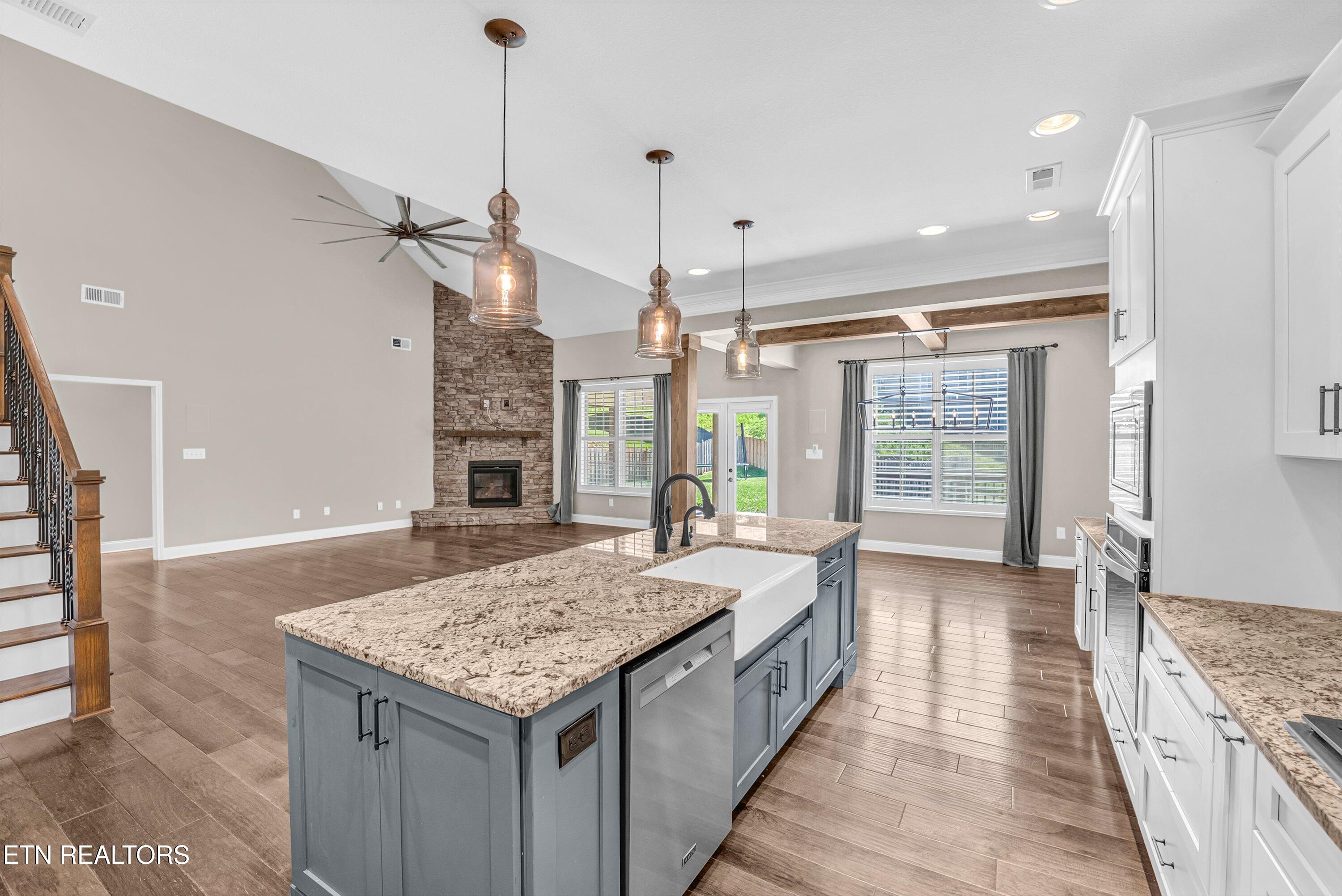 2043 Highlands Ridge Lane Knoxville TN 37932