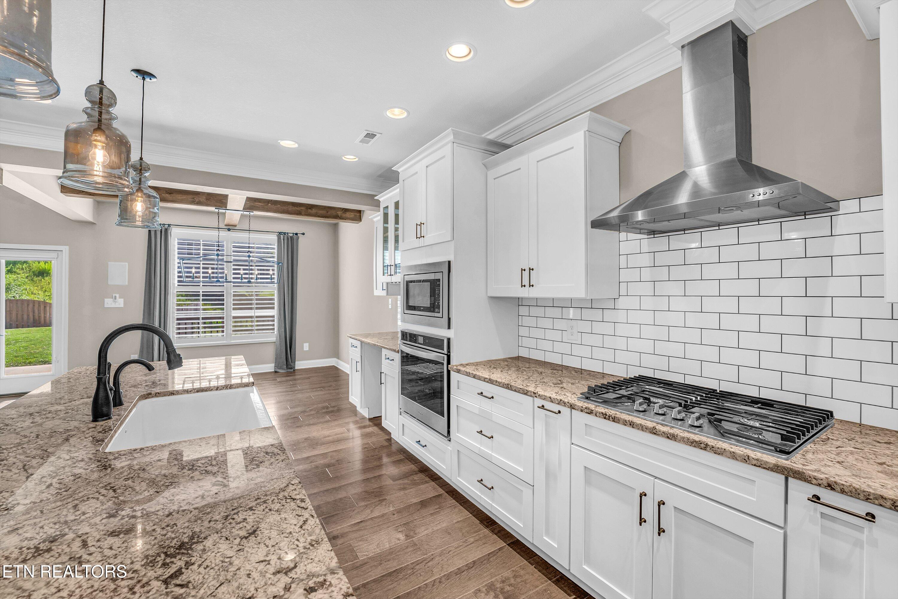 2043 Highlands Ridge Lane Knoxville TN 37932