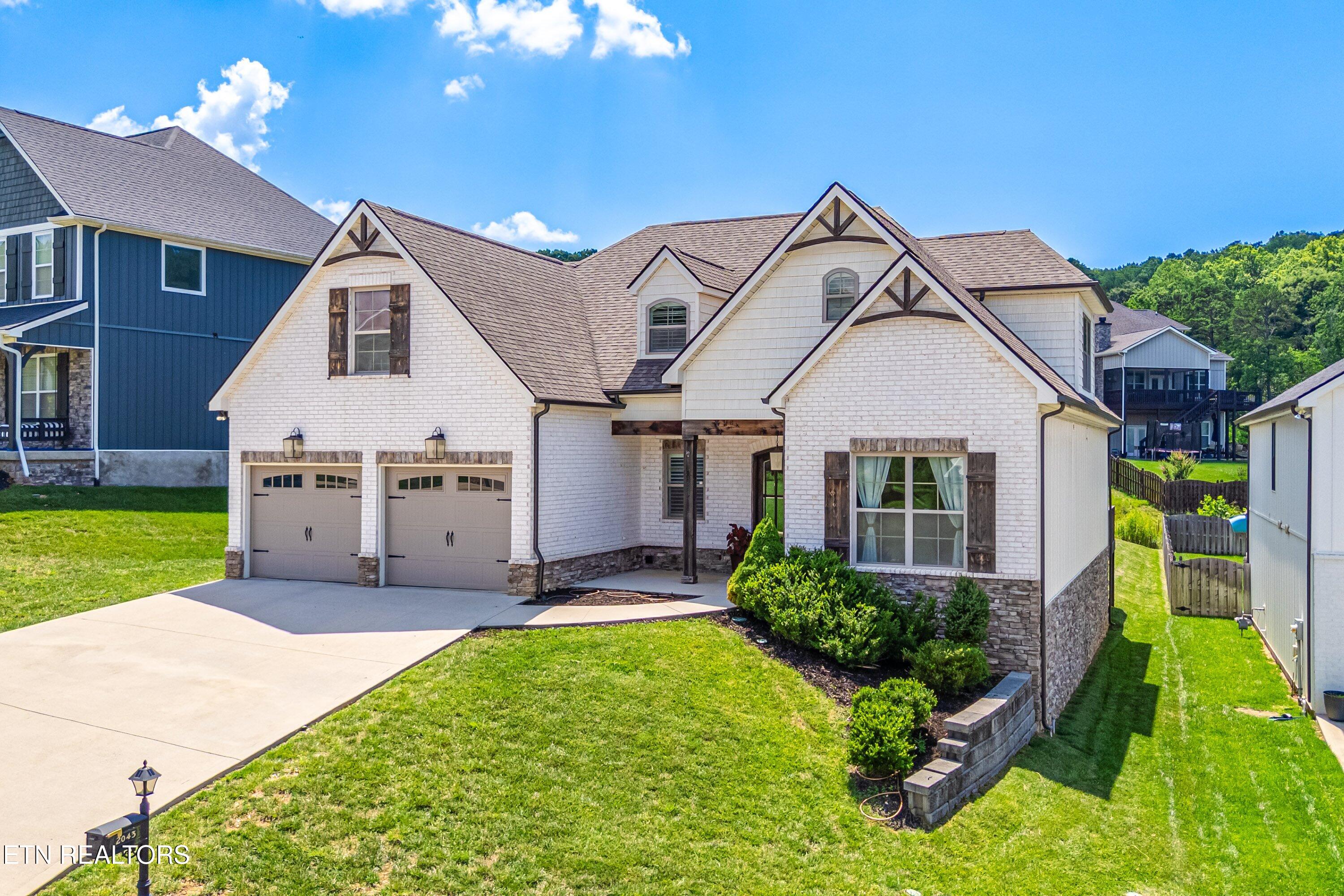 2043 Highlands Ridge Lane Knoxville TN 37932