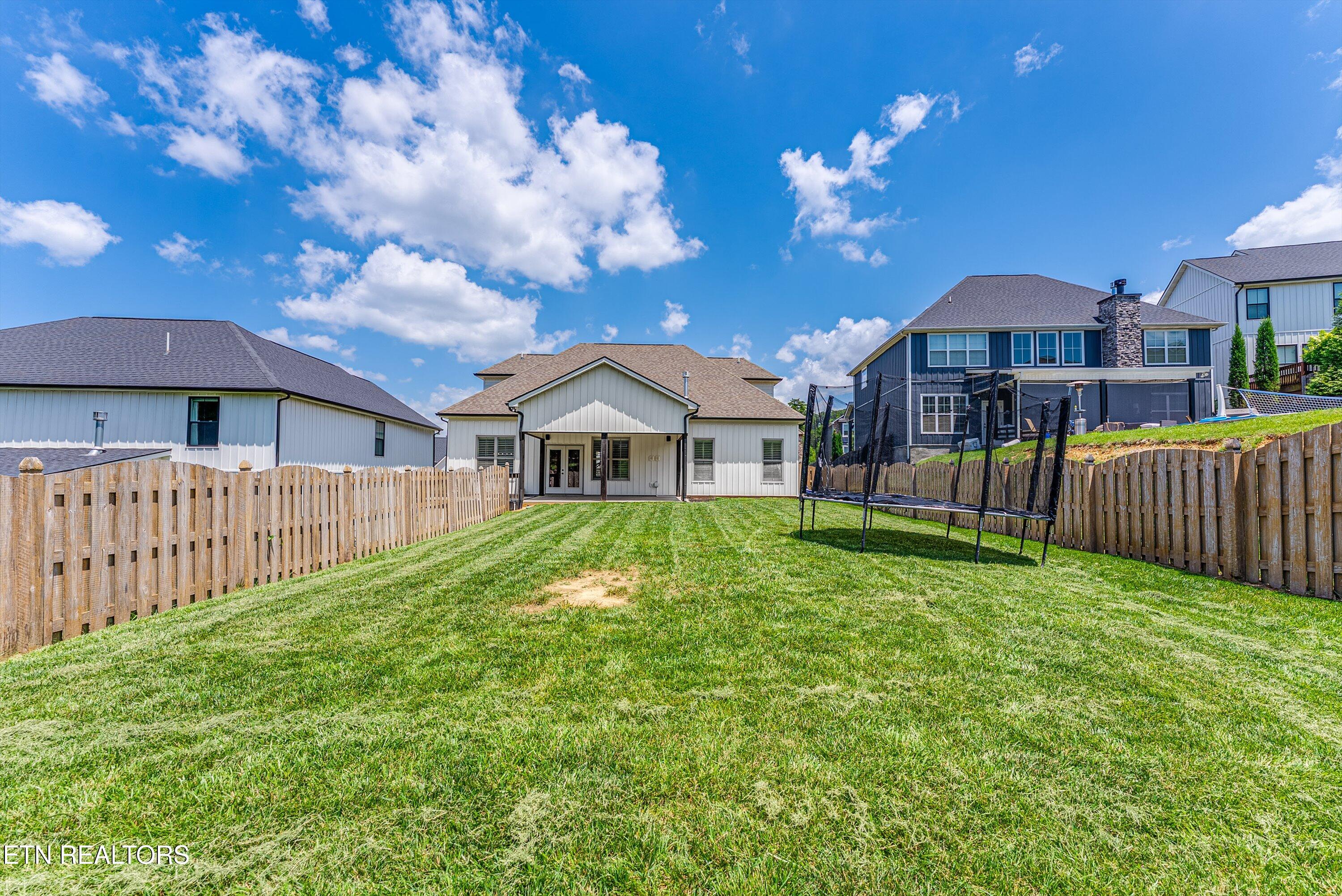 2043 Highlands Ridge Lane Knoxville TN 37932