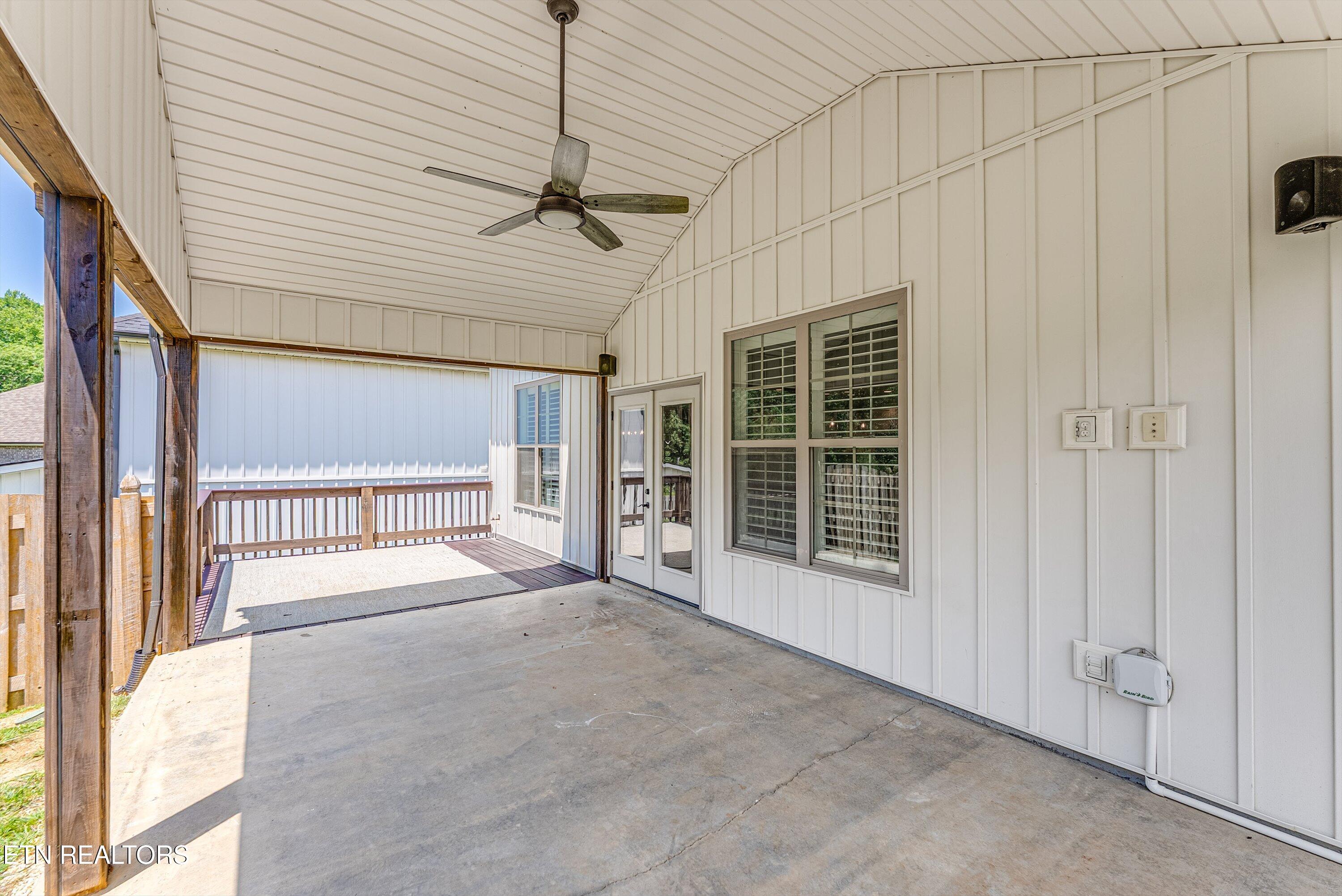 2043 Highlands Ridge Lane Knoxville TN 37932