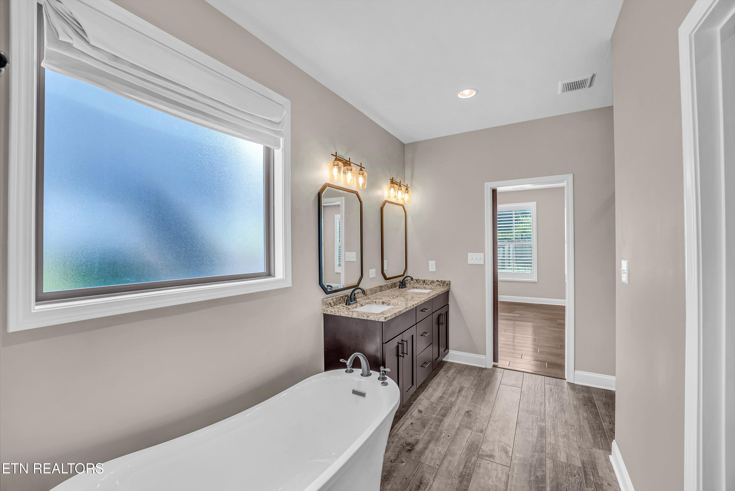 2043 Highlands Ridge Lane Knoxville TN 37932
