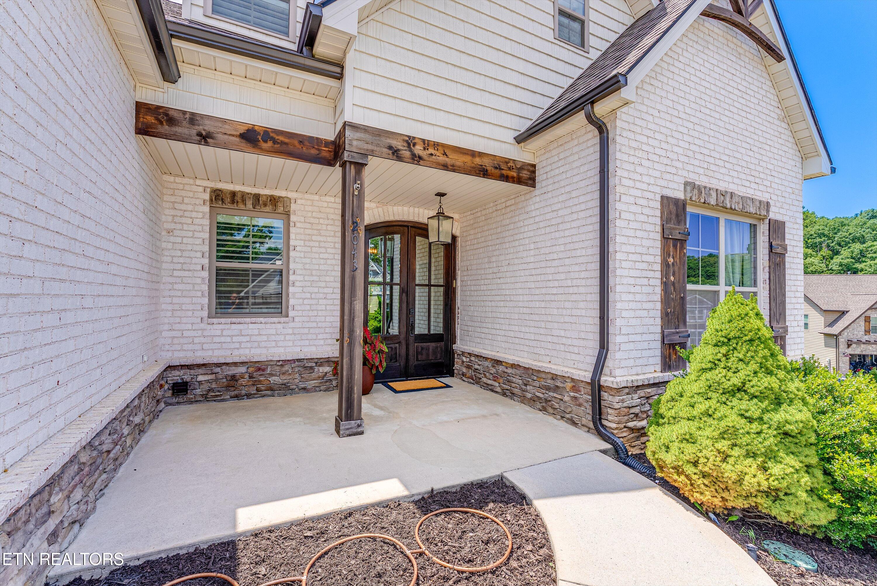 2043 Highlands Ridge Lane Knoxville TN 37932