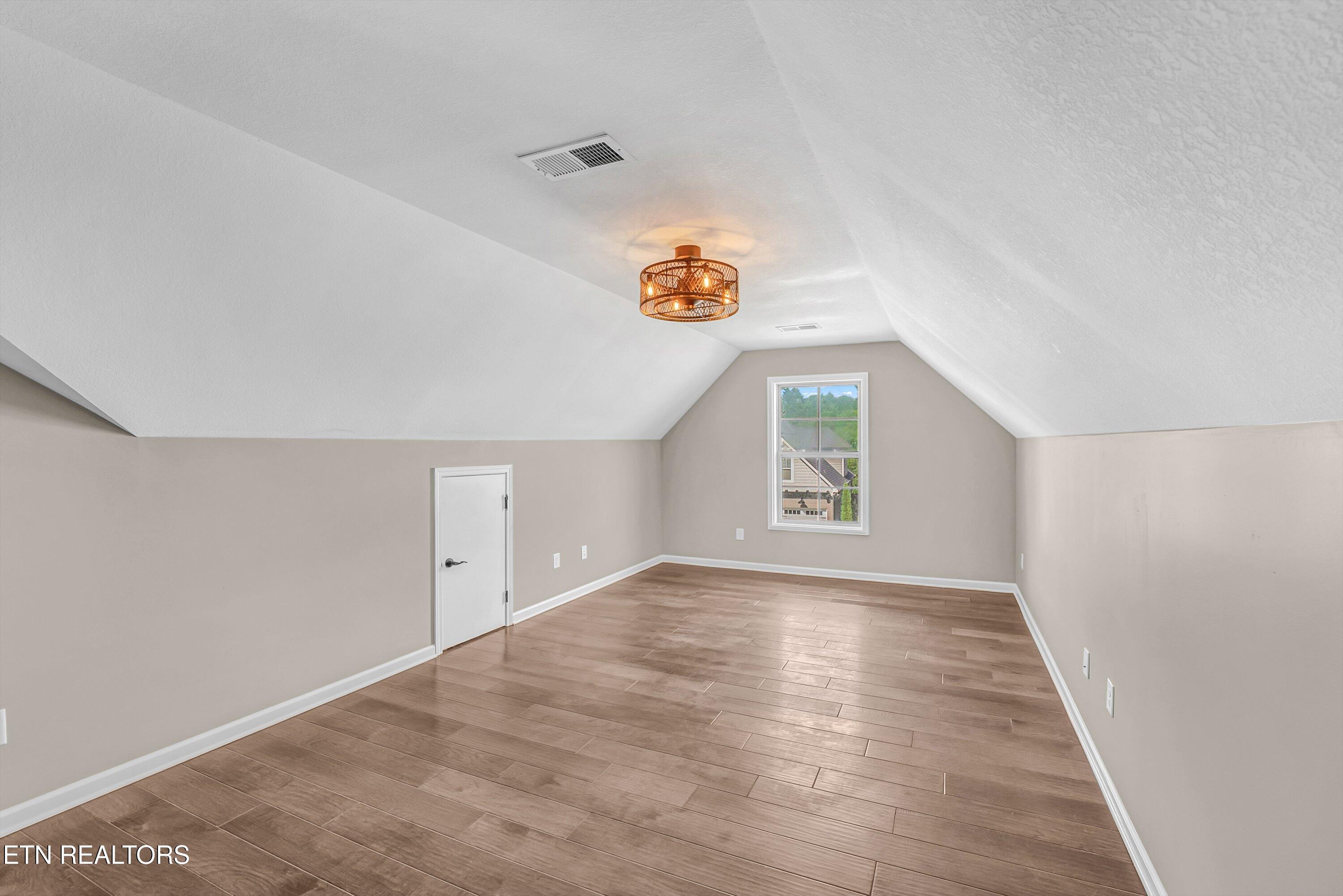 2043 Highlands Ridge Lane Knoxville TN 37932
